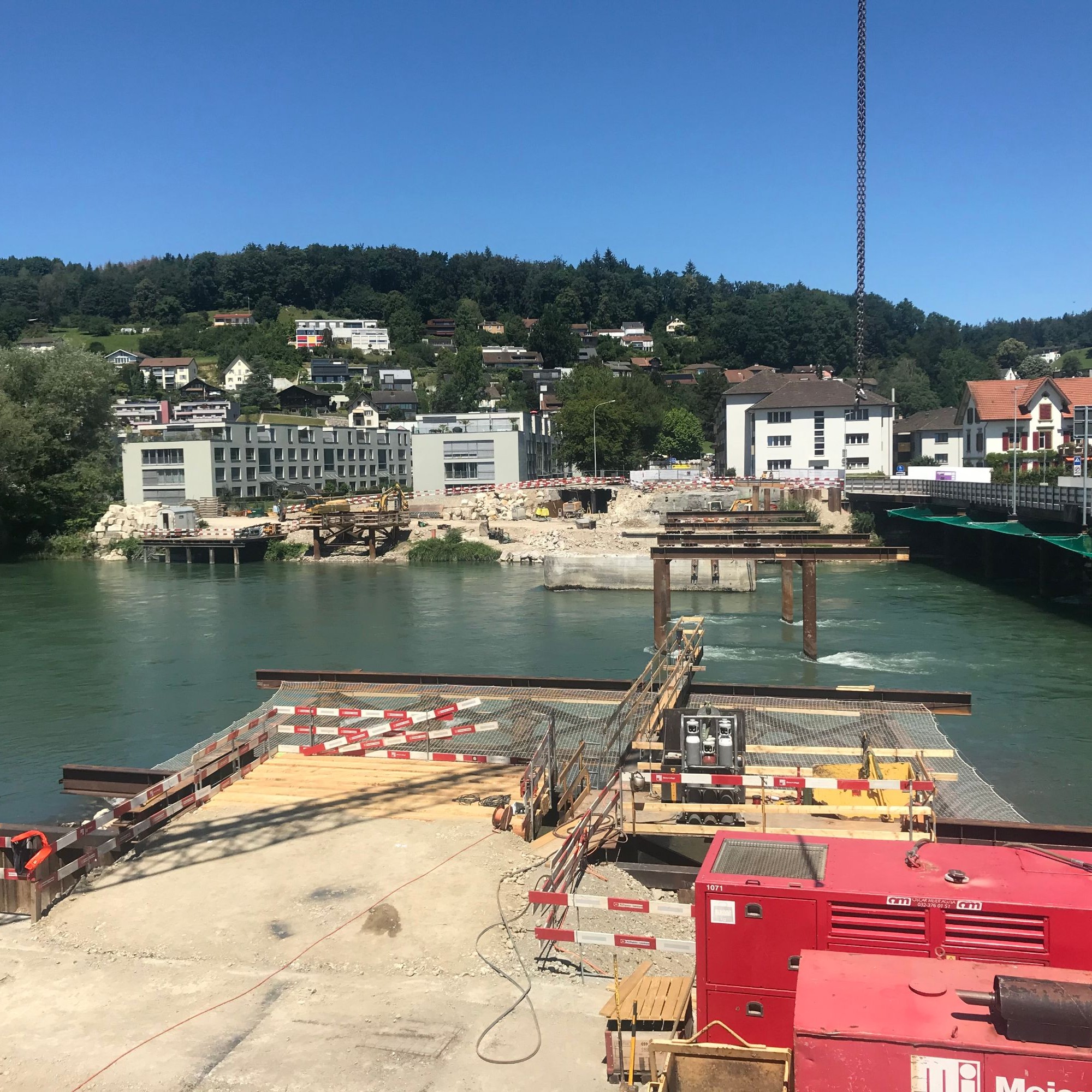 Auf der Baustelle der «Pont Neuf» in Aarau laufen die Vorbereitungsarbeiten.