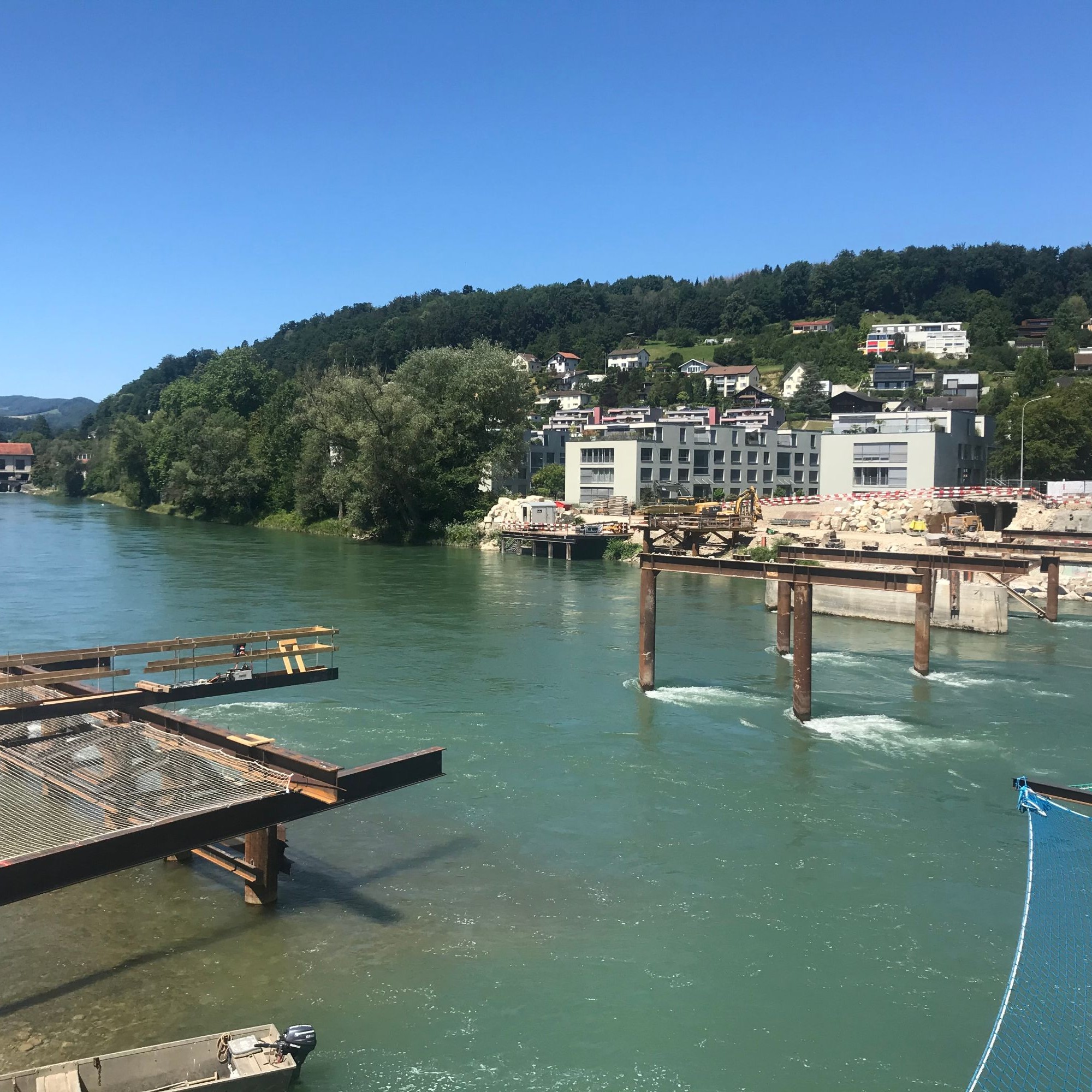 Die Vorbereitungsarbeiten für den Bau der Pont Neuf in Aarau sind gestartet.