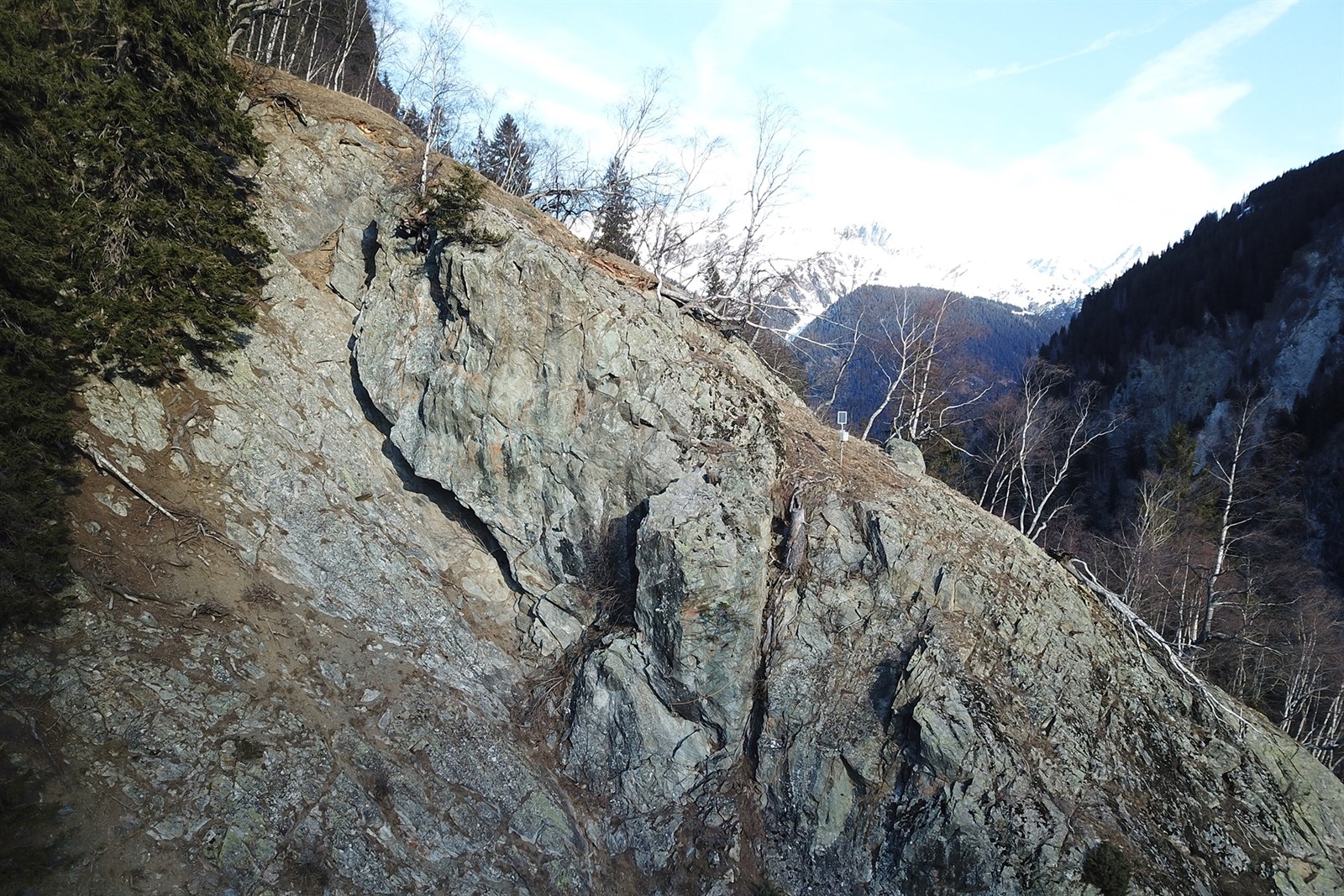 Felsblöcke bei Brücke Val da Rein