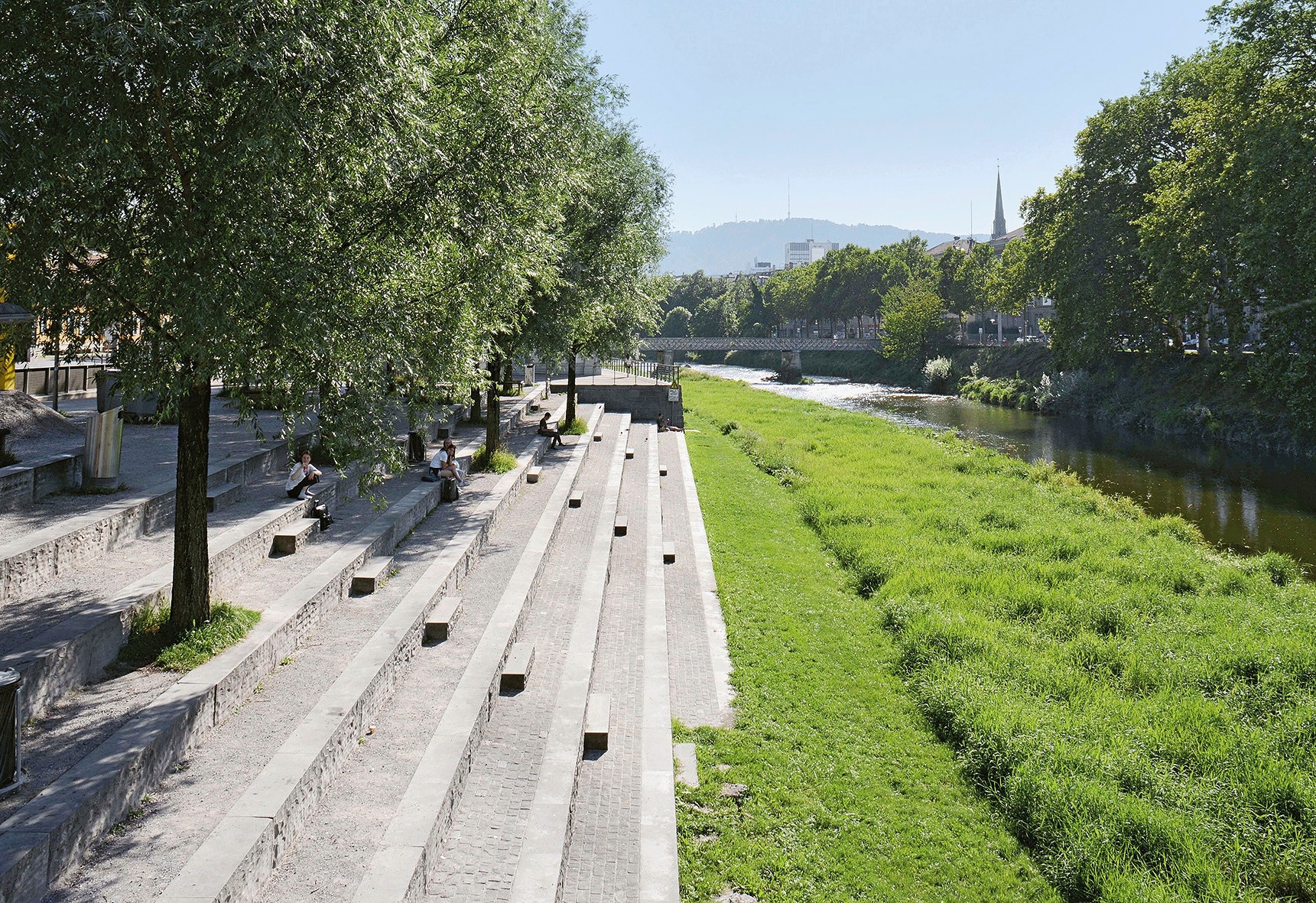 Sigi Feigel-Terrasse an der Sihl in Zürich