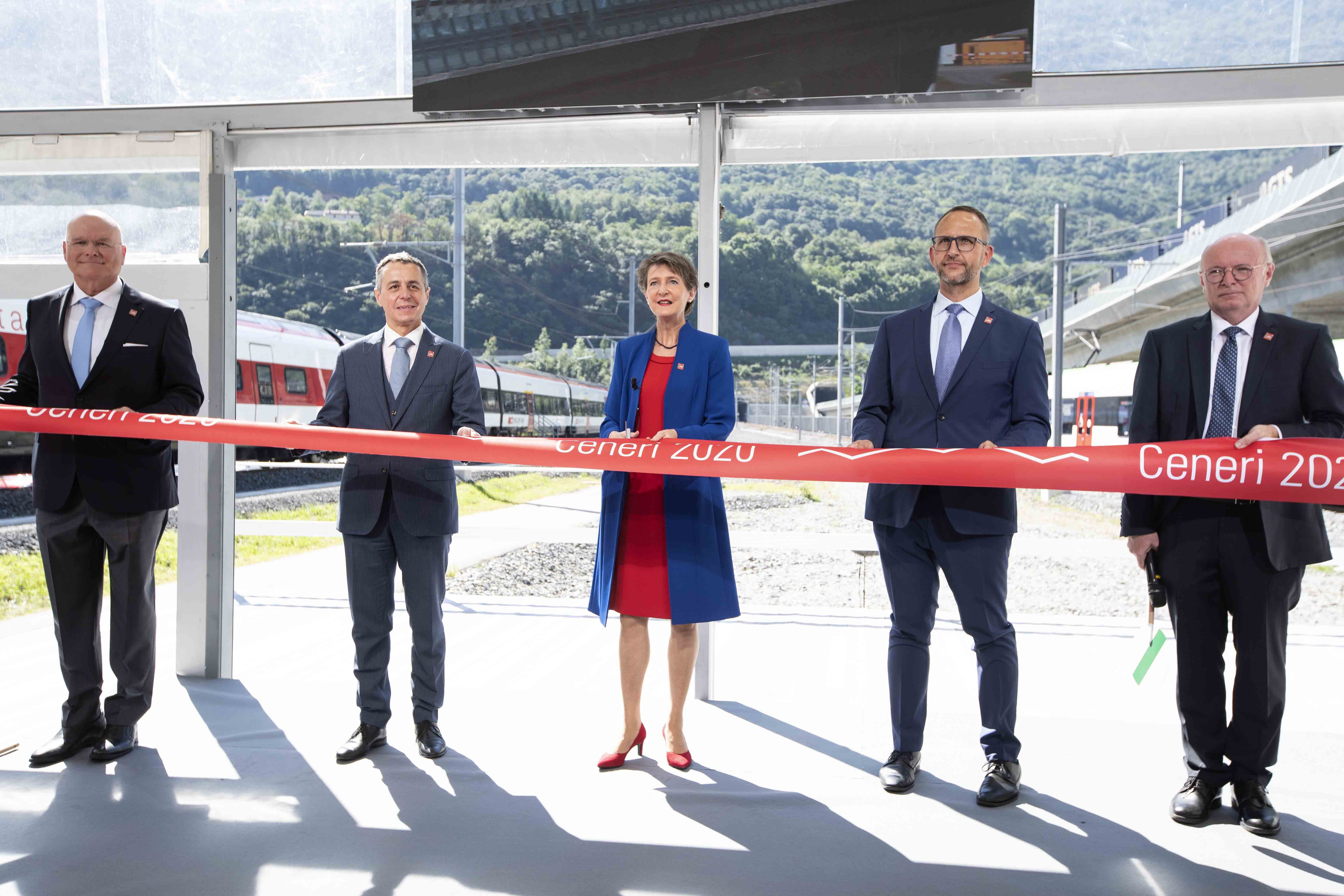 Banddurchschneidung am Ceneri-Basistunnel