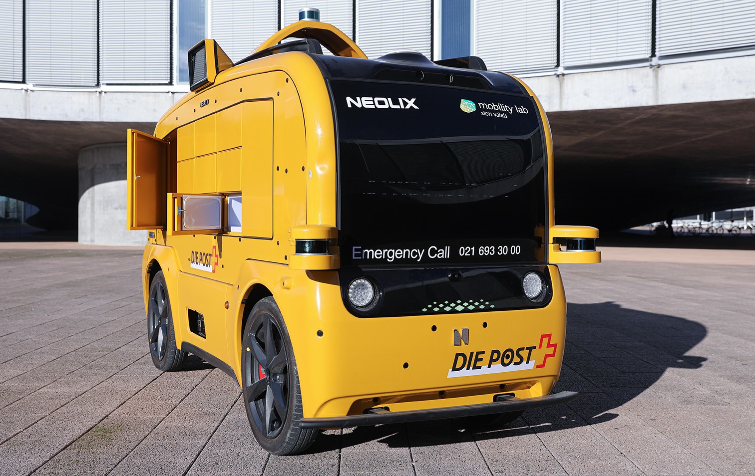 Selbstfahrender Lieferwagen auf dem EPFL-Campus