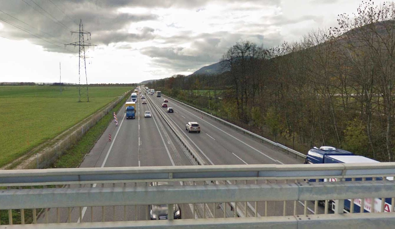 Autobahn A1 bei Niederbuchsiten in Solothurn