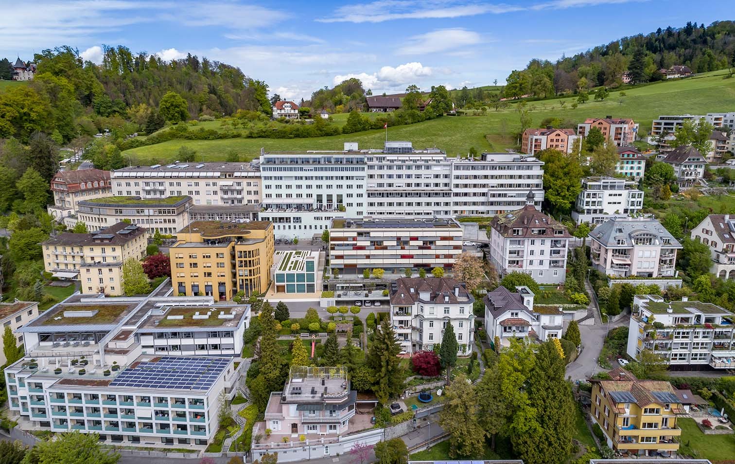Luftaufnahme Hirslanden Klinik St. Anna in Luzern