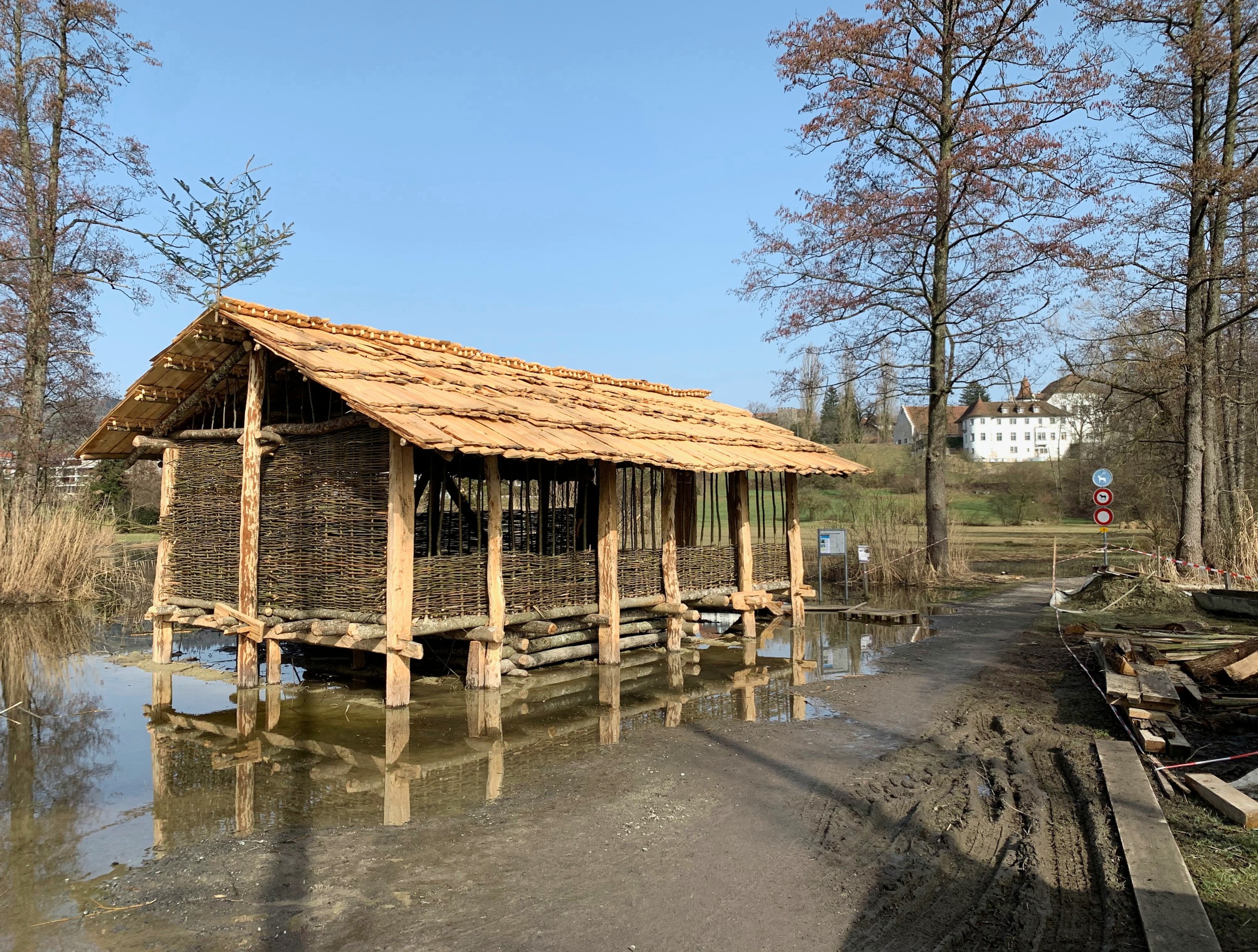 Pfahlbau 1