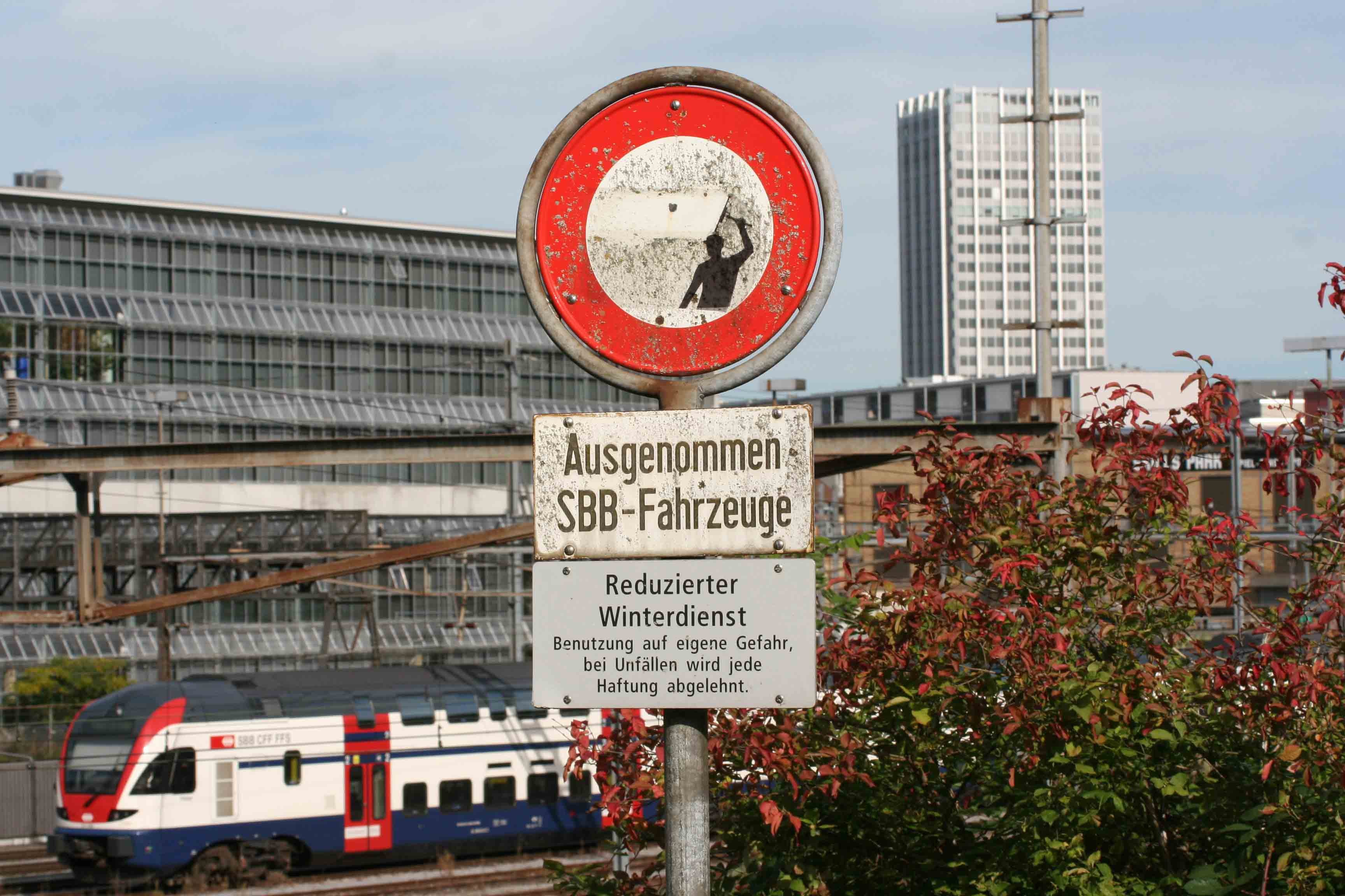 Verdrecktes Verkehrsschild