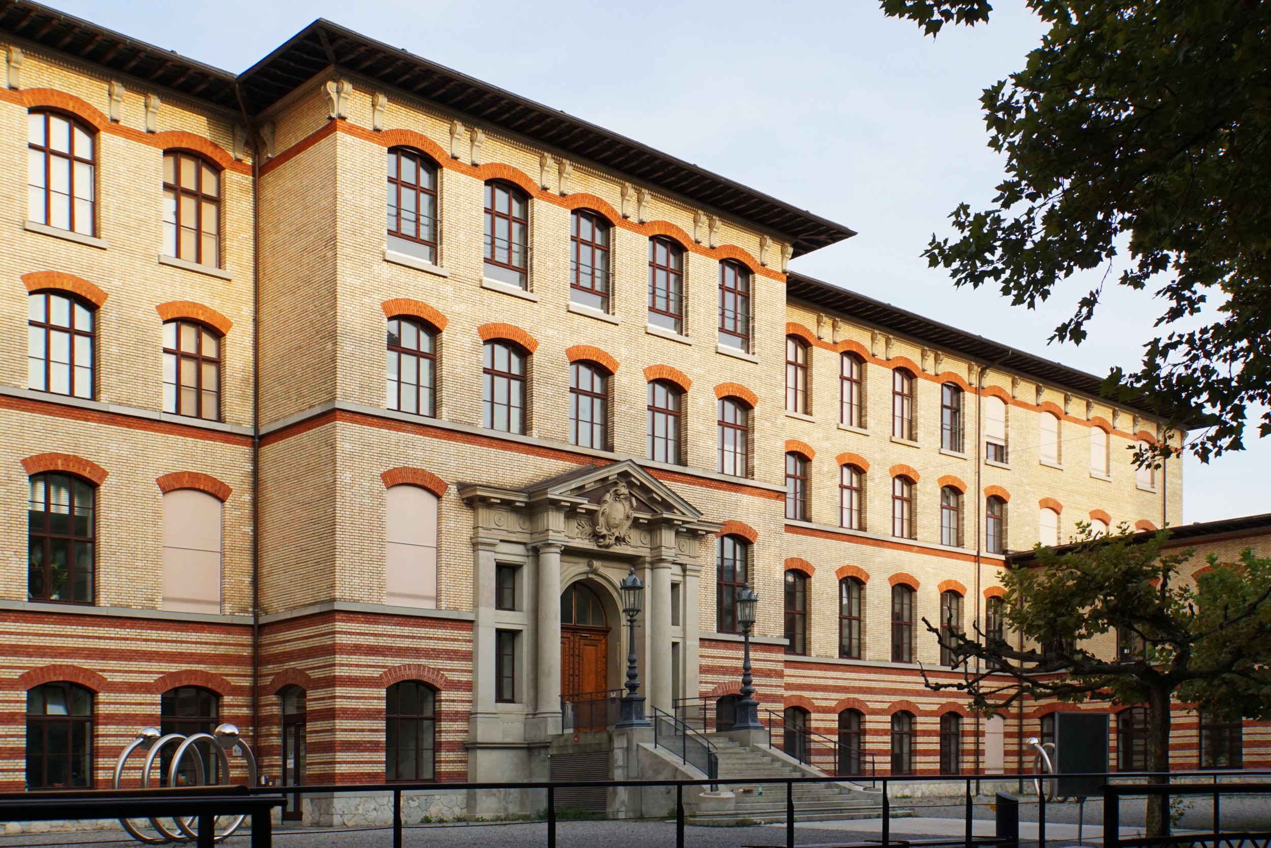 Backstein 4