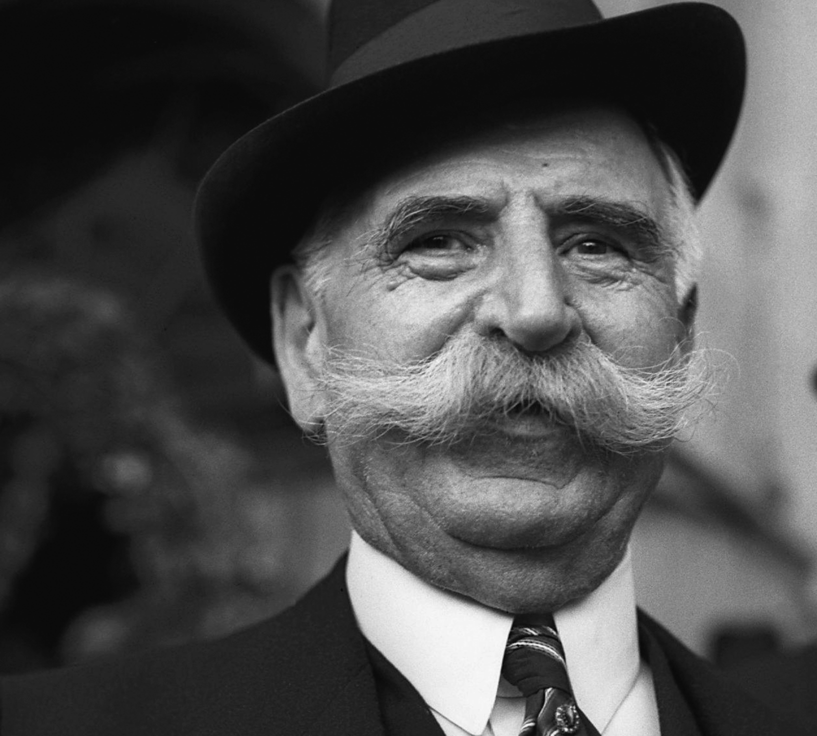 Verkannte Visionäre Wie Ernest die Strassenteerung