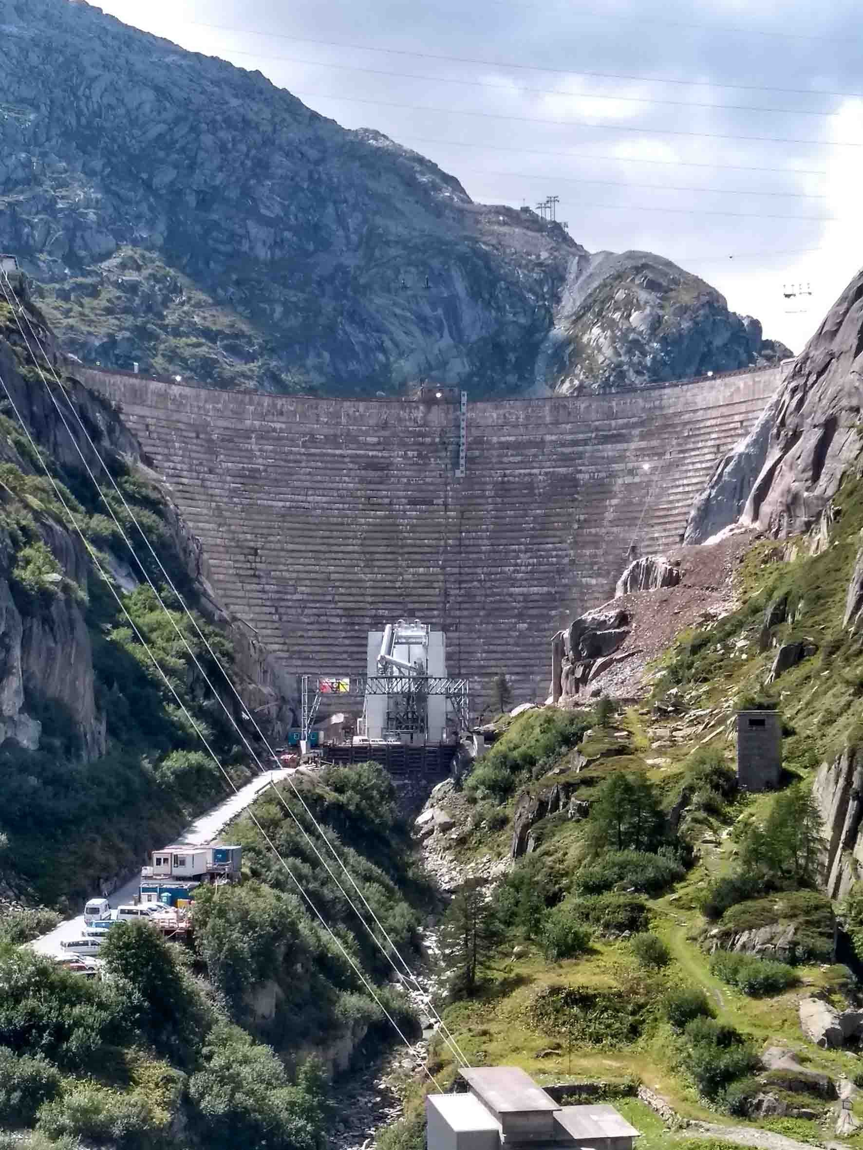 Recyclinganlagen vor Spitallamm-Staumauer