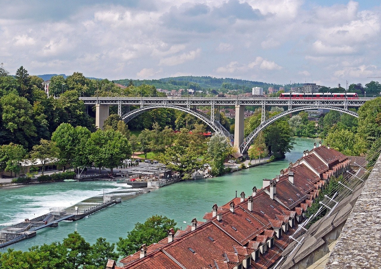 Kirchenfeldbrücke in der Stadt Bern
