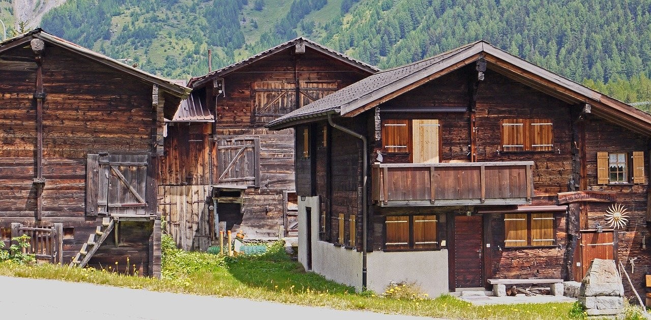 Häuser im Wallis