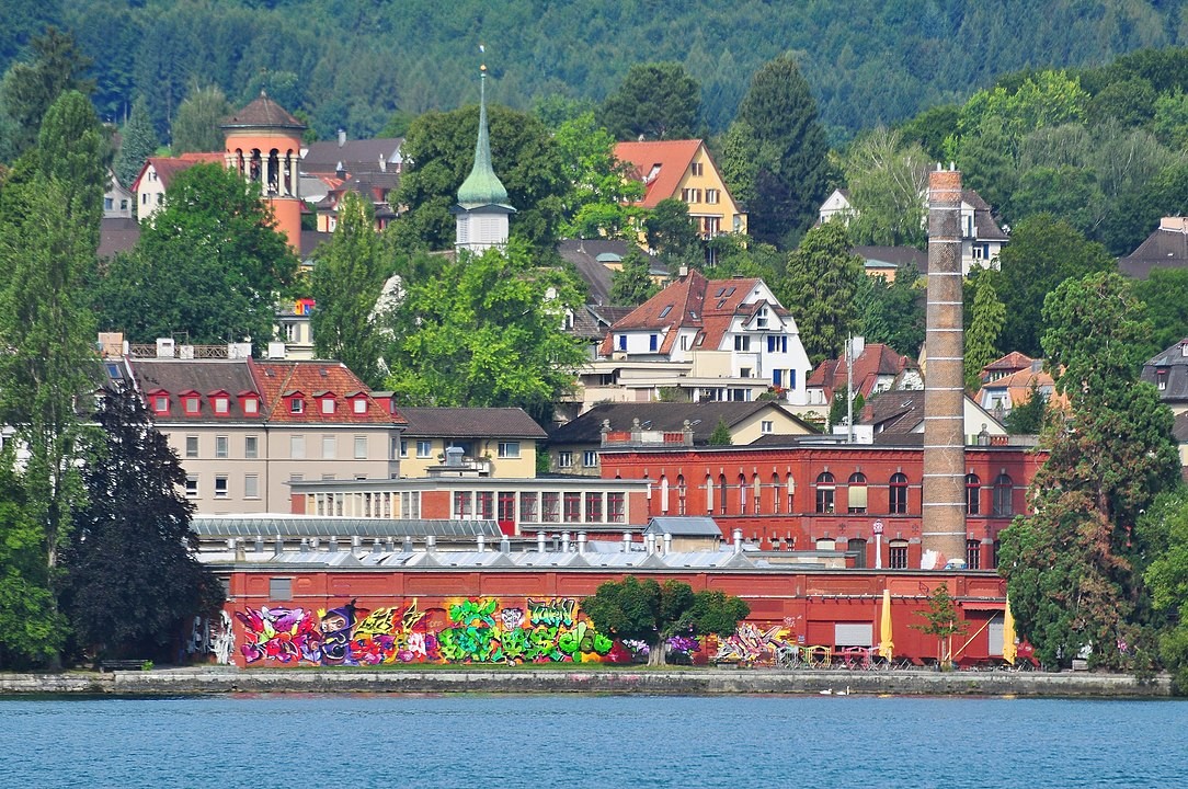 Rote Fabrik in Zürich-Wollishofen