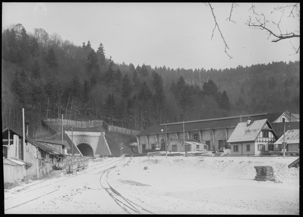 Hauenstein-Südportal mit Maschinenhalle und Wärterhaus 1912 bis 1916