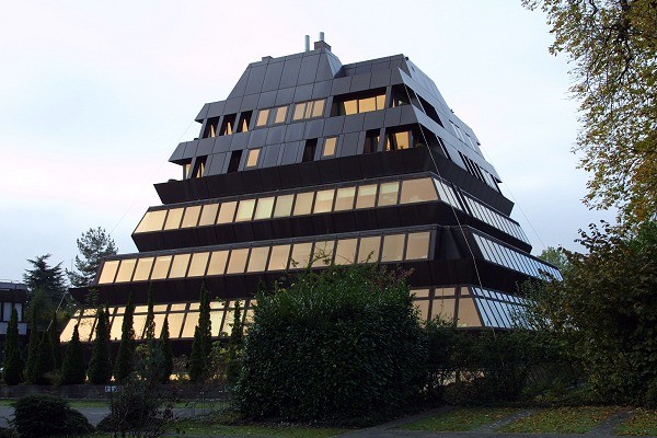 Ferrohaus Pyramide am See Zürich