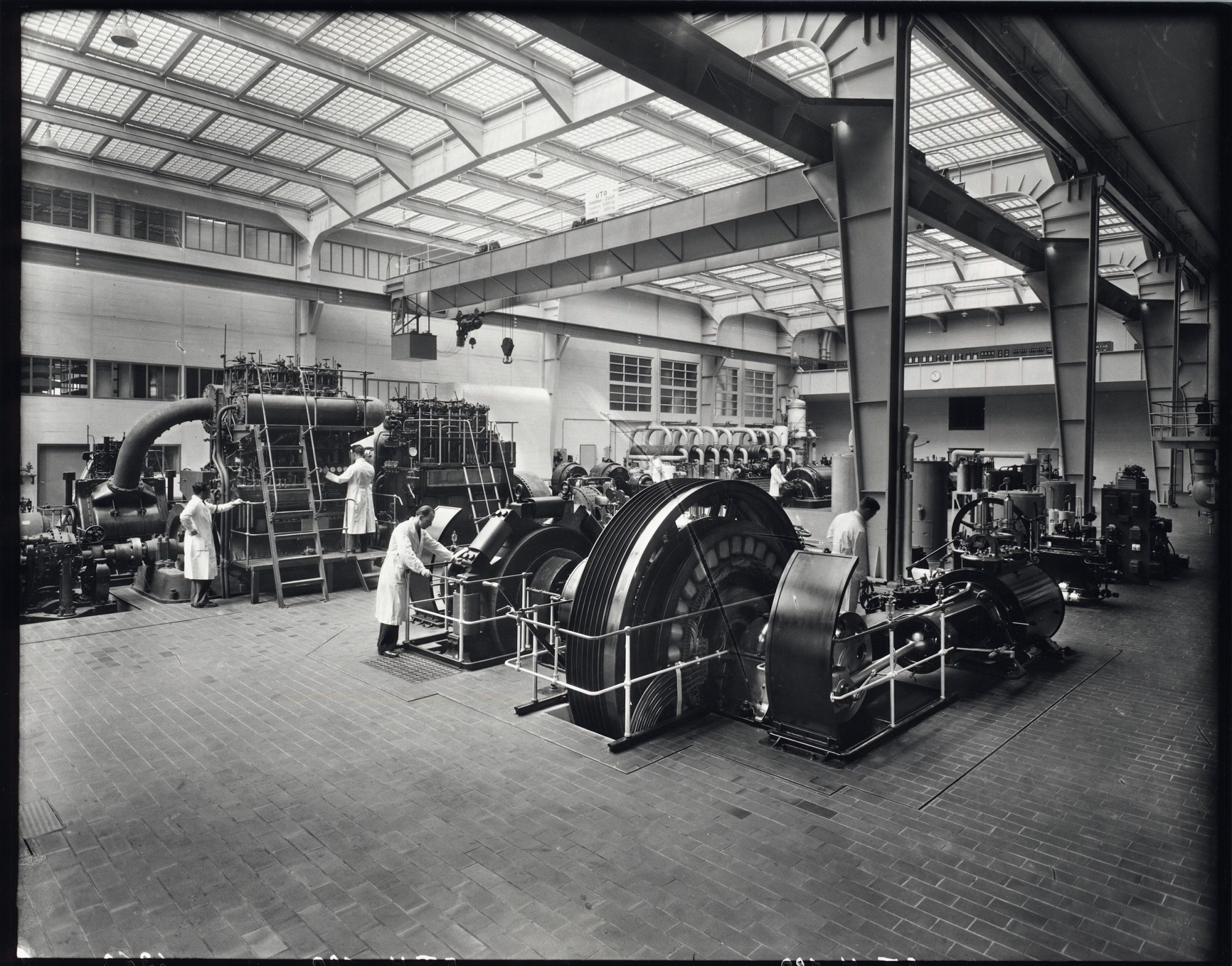 Maschinenhalle Dach Glasbausteine ETH Zürich