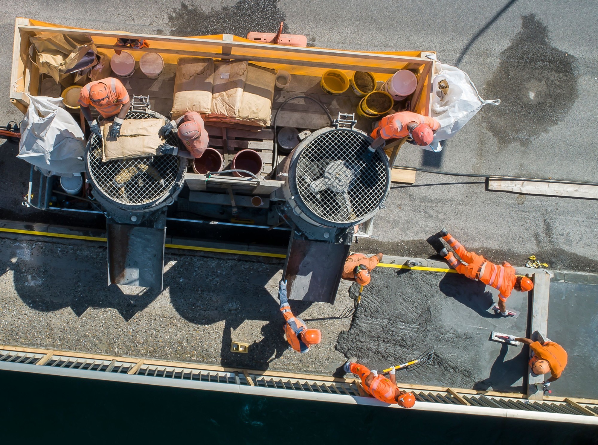 UHFB Einbau mobile Betonanlage