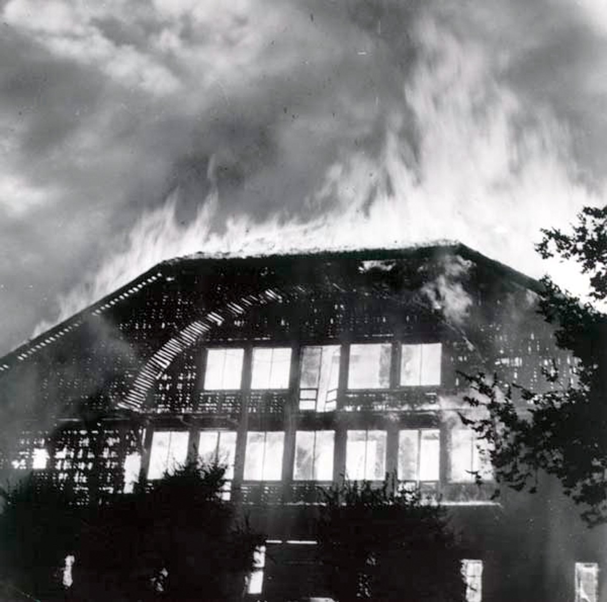 Feuer von 1964 beim Forestry Building
