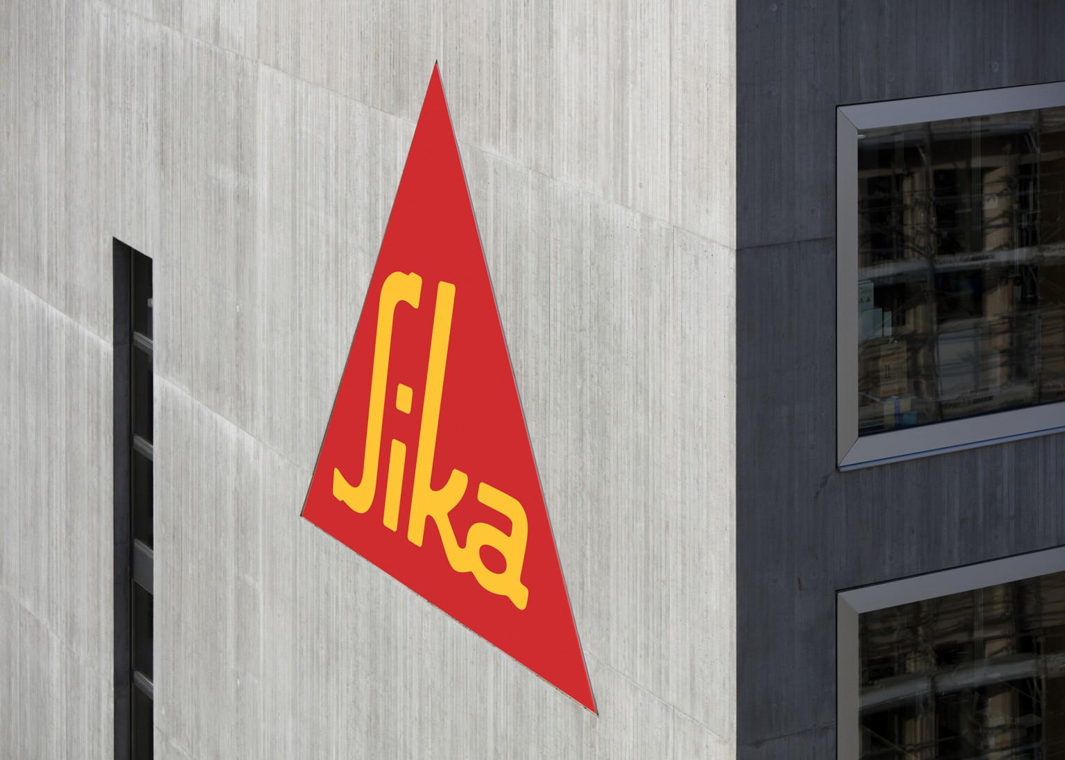 Sika-Logo am Hauptsitz in Zürich