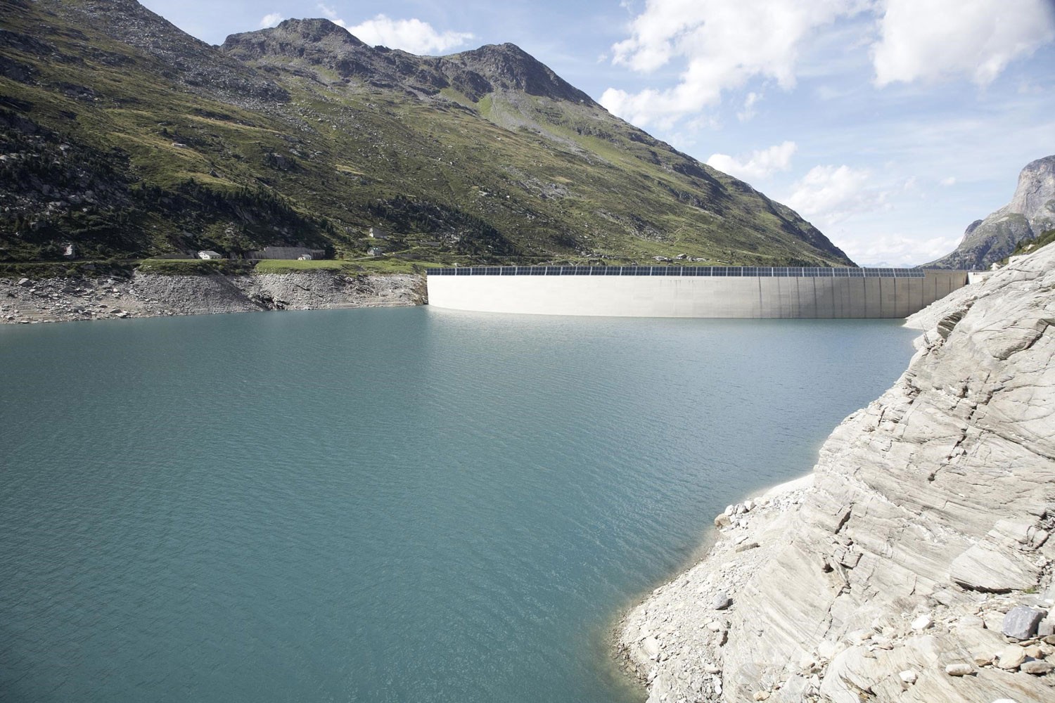 Visualisierung Solaranlage auf Staumauer Lago di Lei