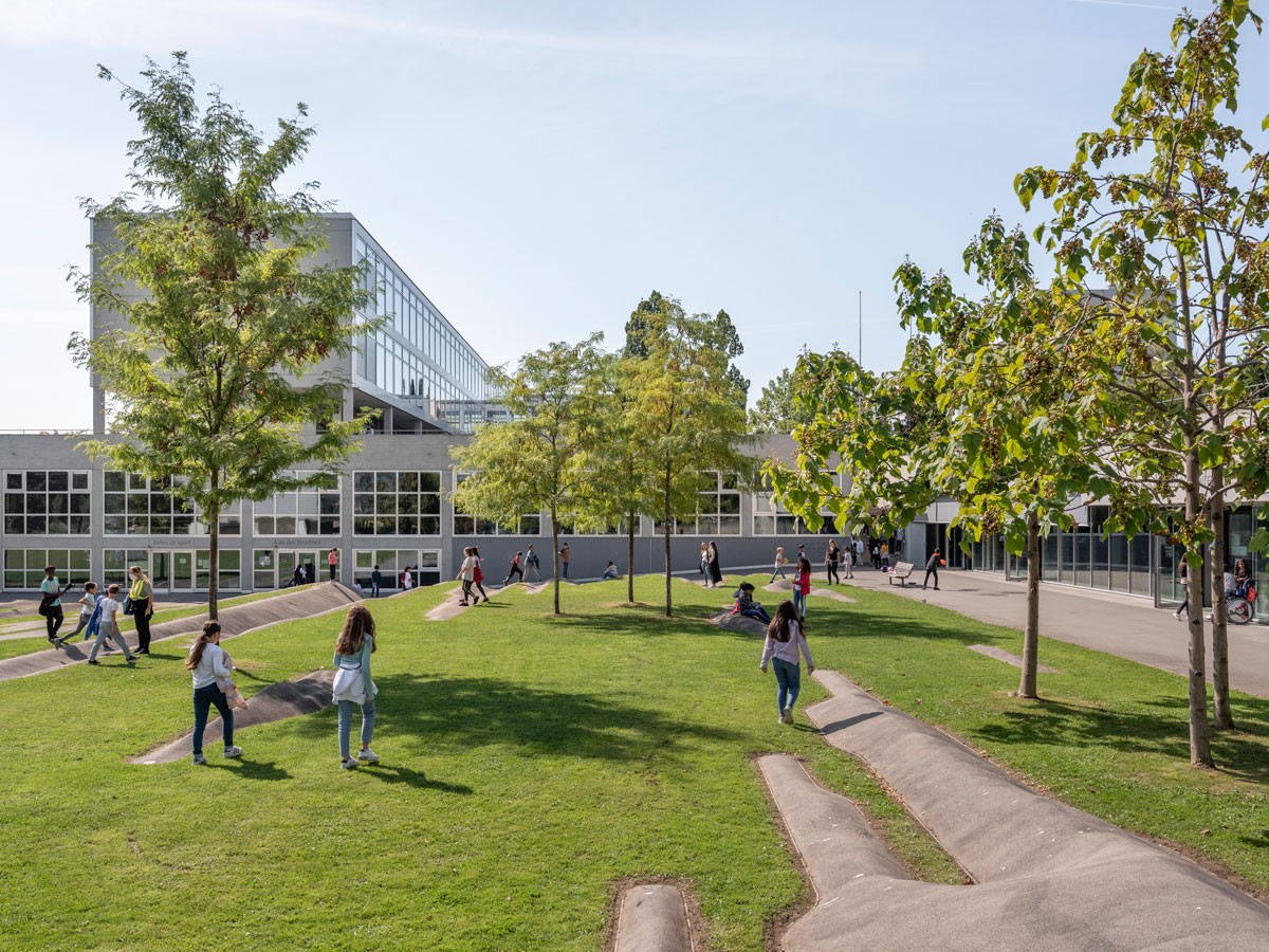 L’enfance du pli in Meyrin