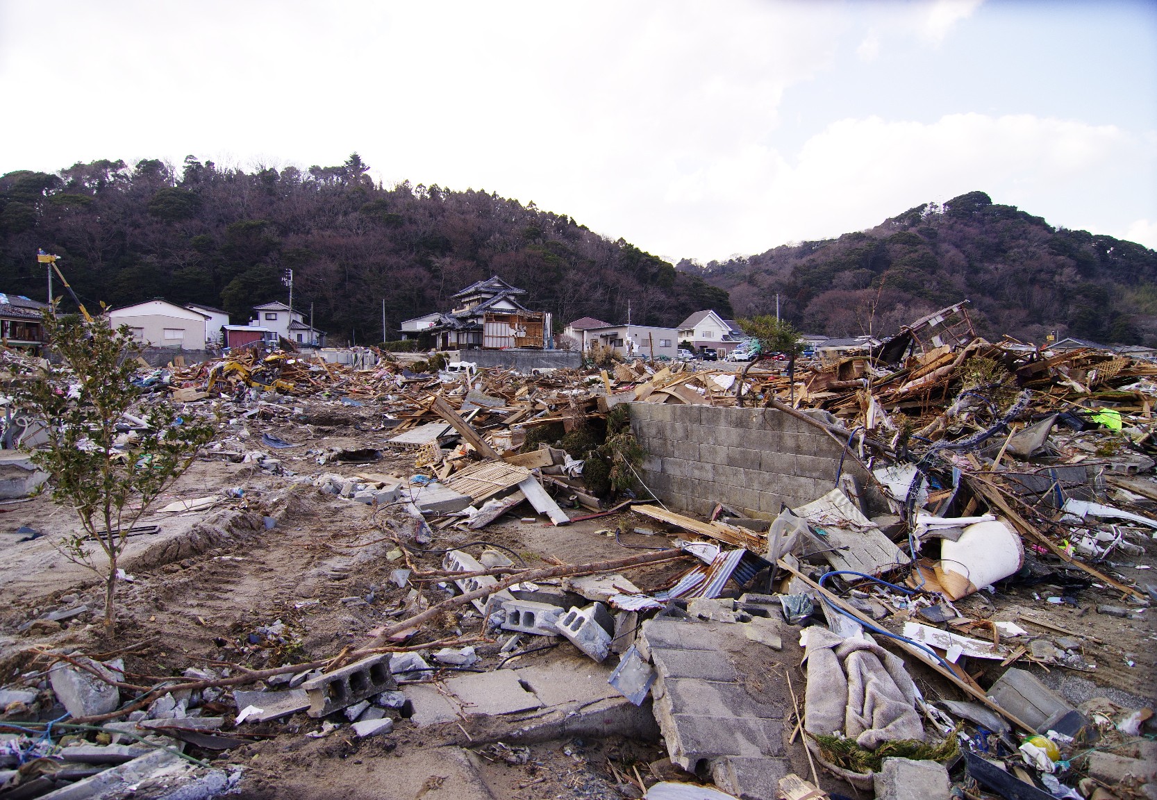 Schäden Iwaki nach Tsunami auf Fukushima