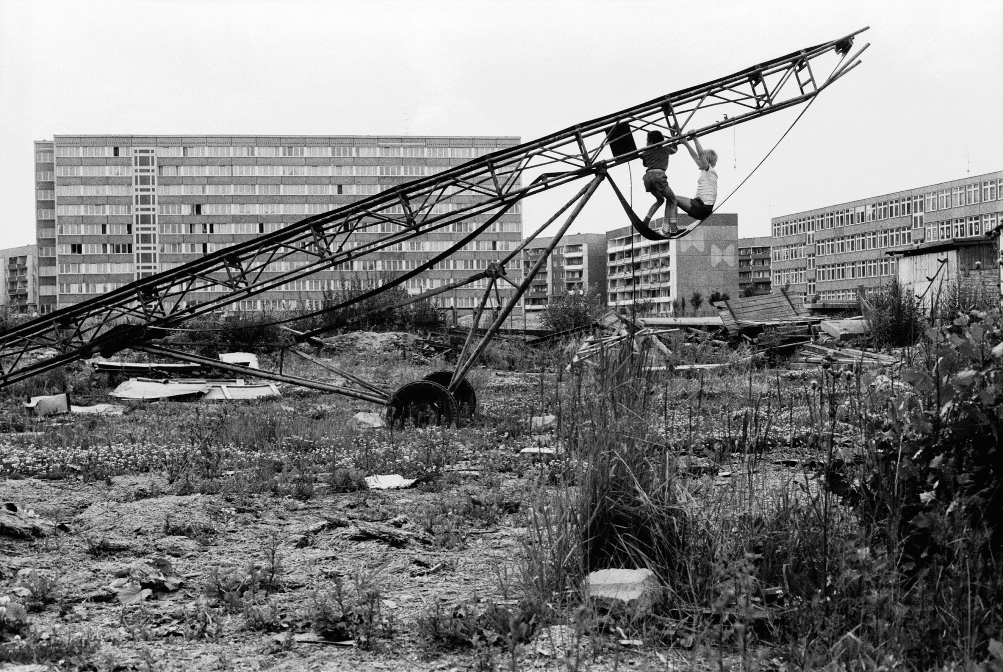 Grünau Leipzig Plattenbau DDR Abenteuerspielplatz Kinder