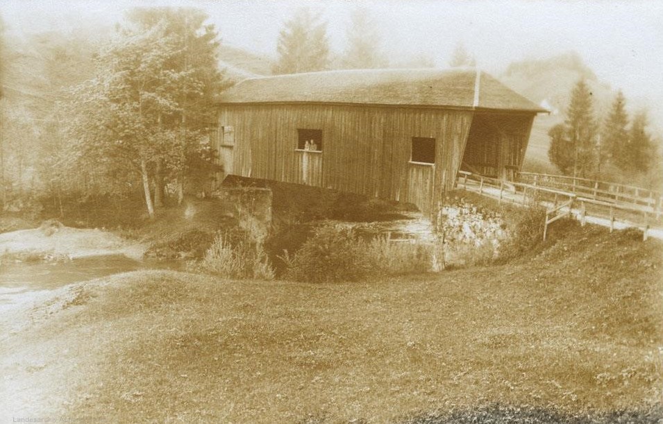 Historische Holzbrücke in der Lank Appenzell