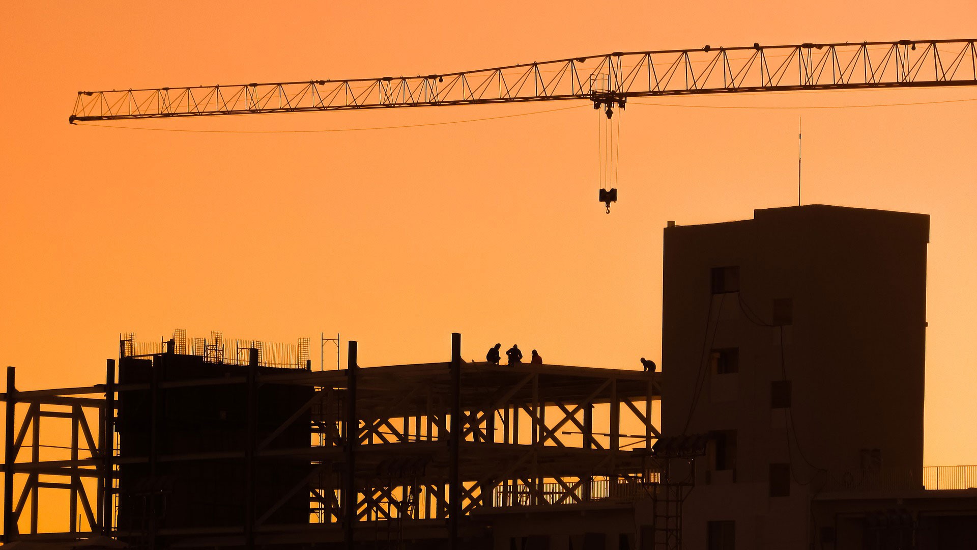 Baustelle im Gegenlicht (Schmuckbild)