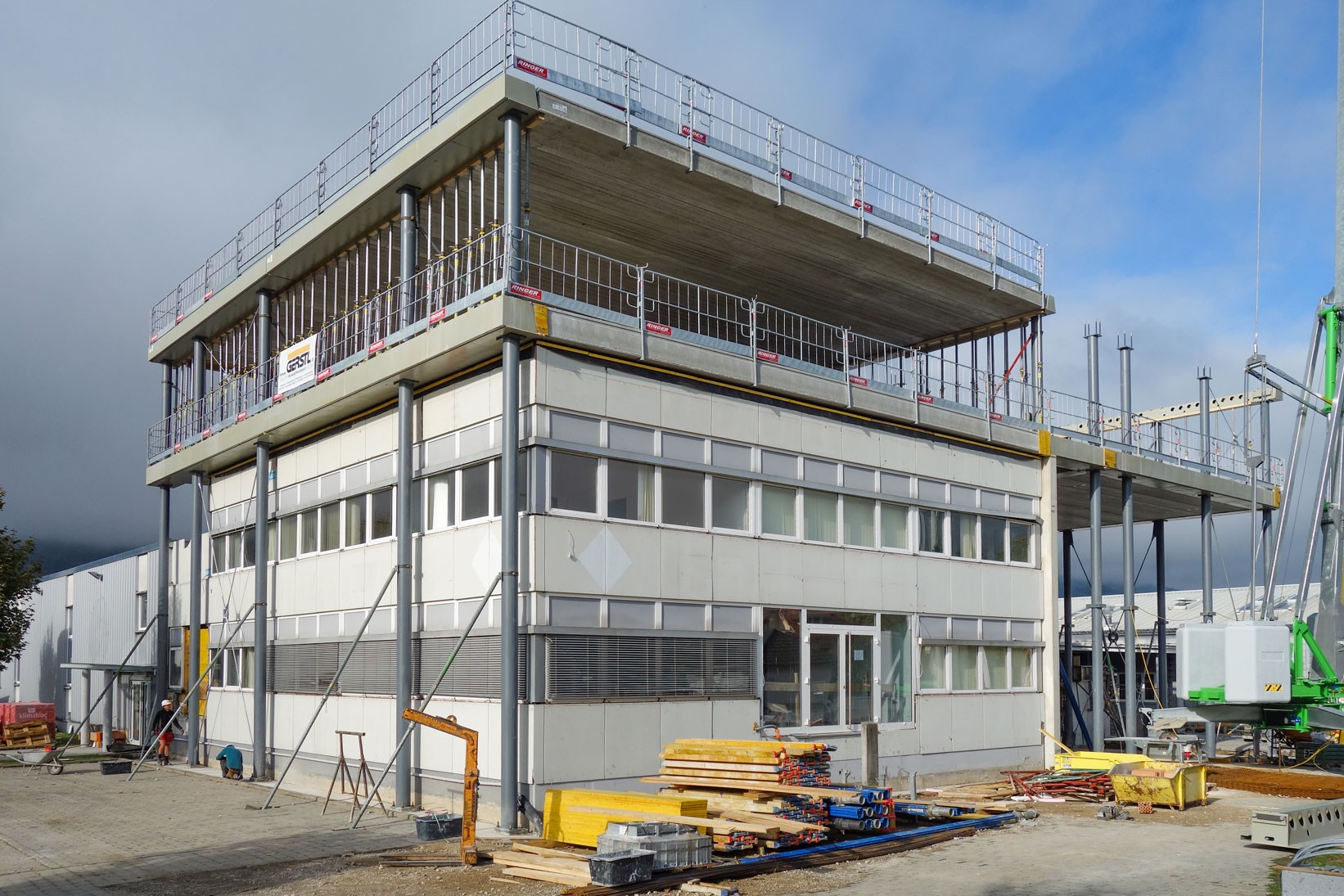 Aufstockung Bürogebäude Kiefel Packaging Micheldorf