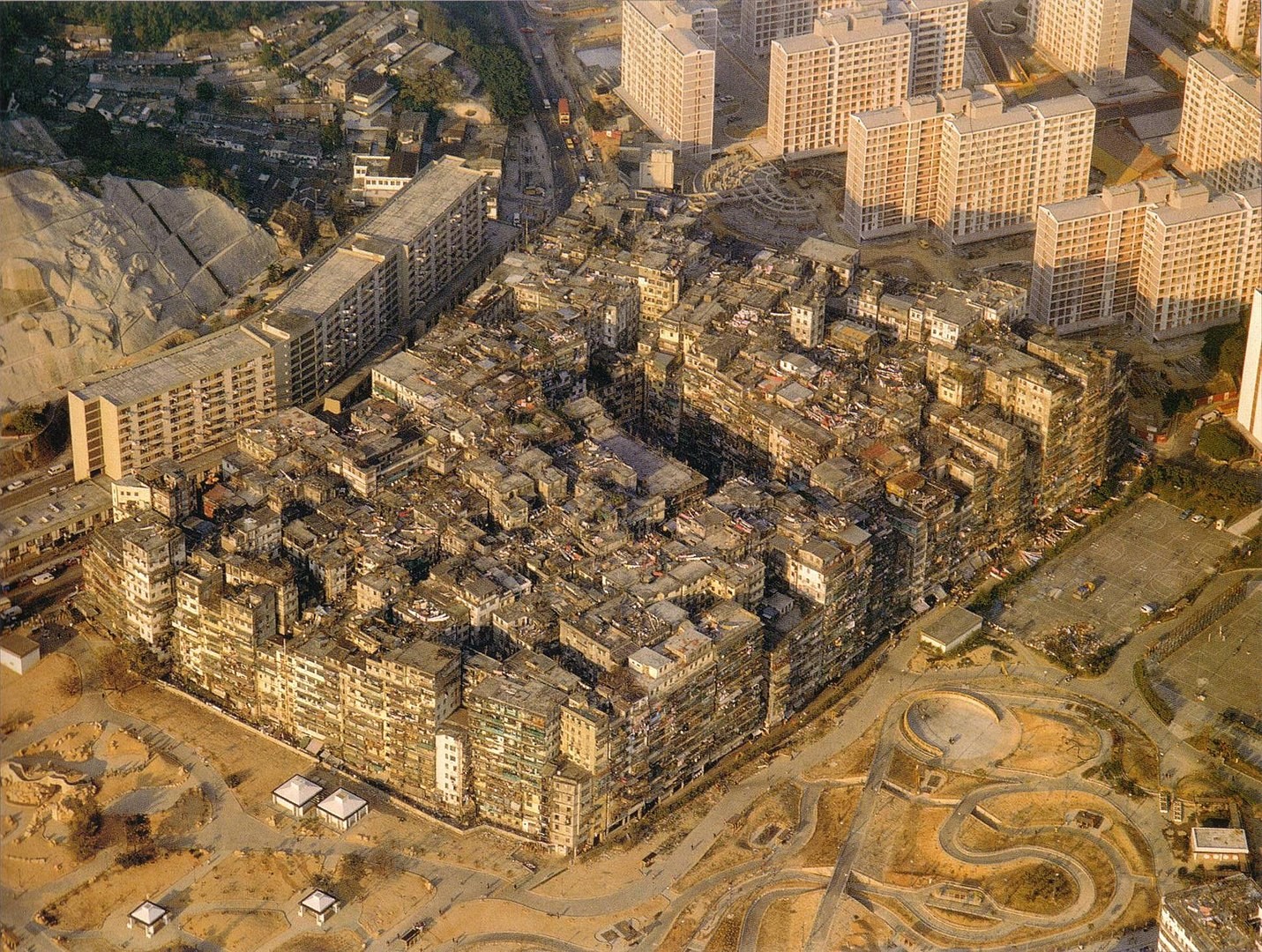 Kowloon Walled City in Hongkong um 1989