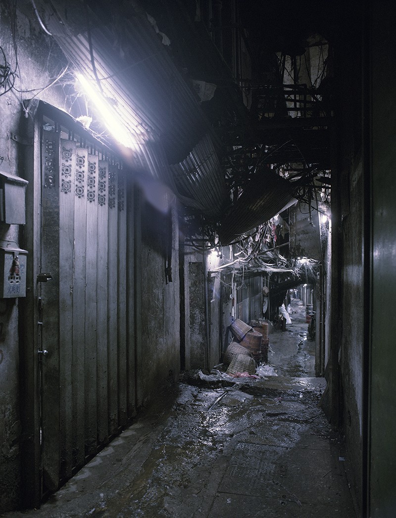 Gasse in der Kowloon Walled City