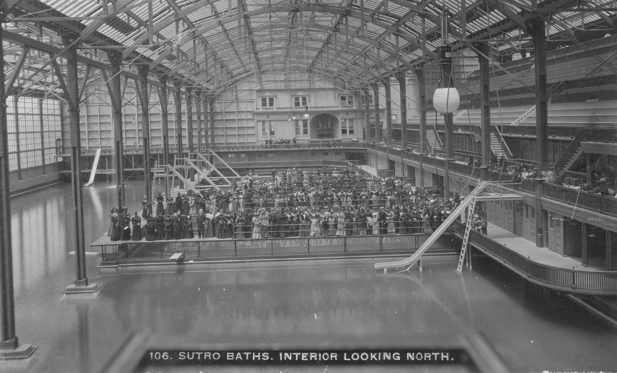 Sutro Baths in San Francisco um 1894
