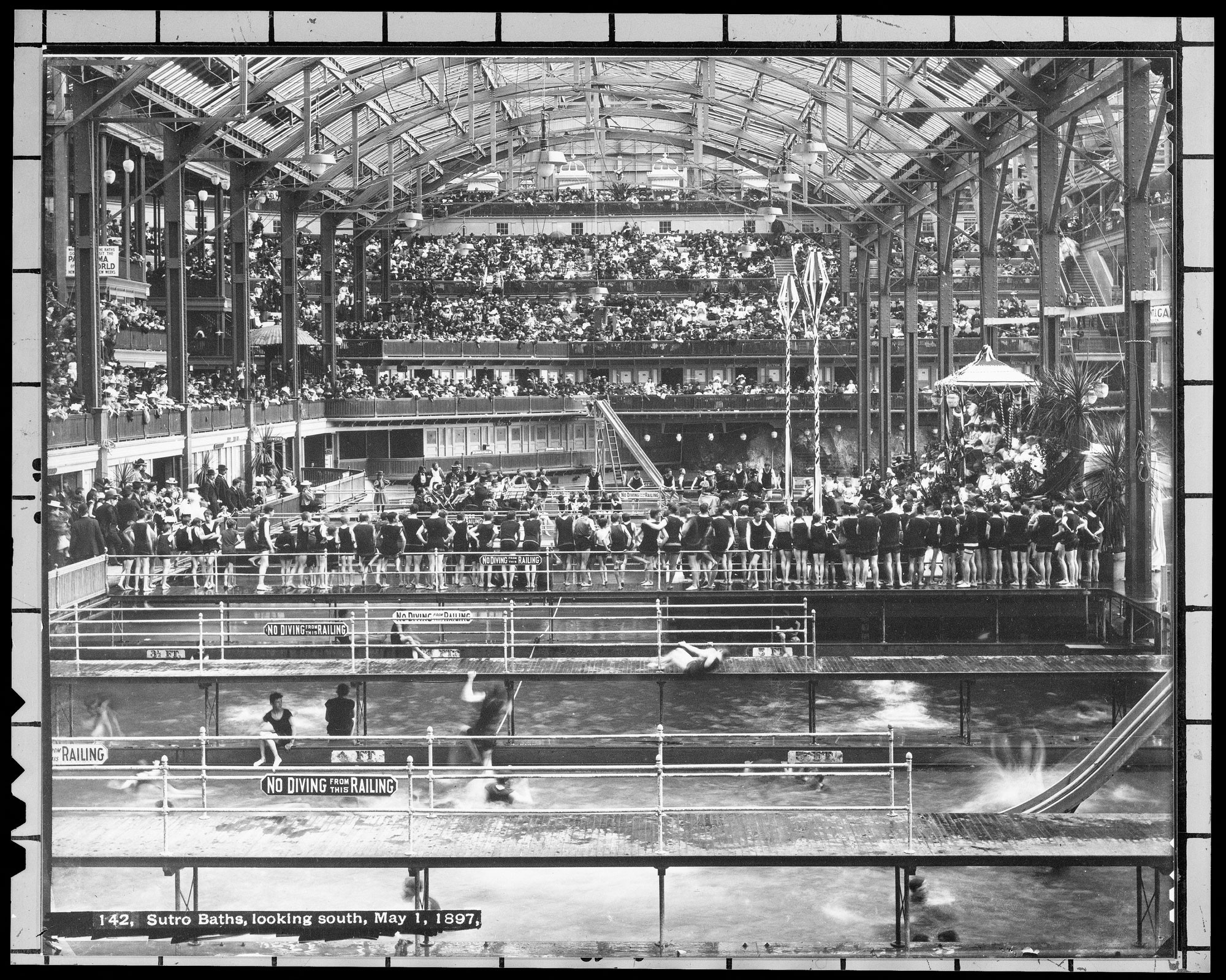 Sutro Baths in San Francisco um 1897