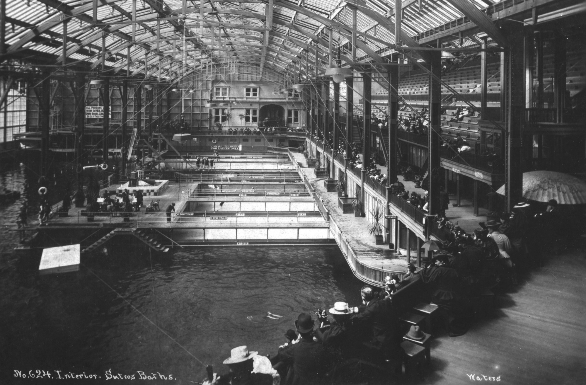 Sutro Baths in San Francisco um 1890