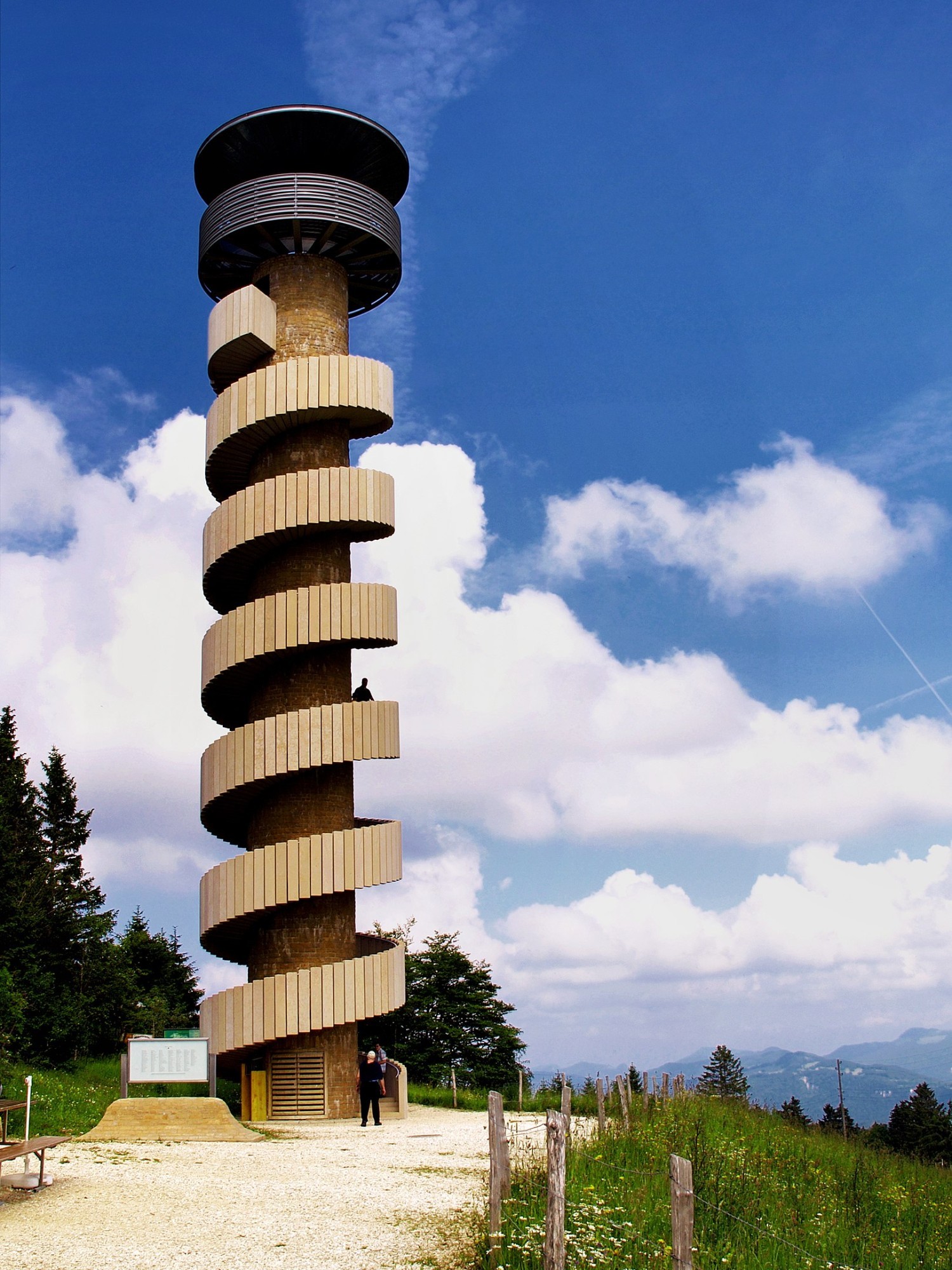 Tour de Moron Mario Botta in Valbirse