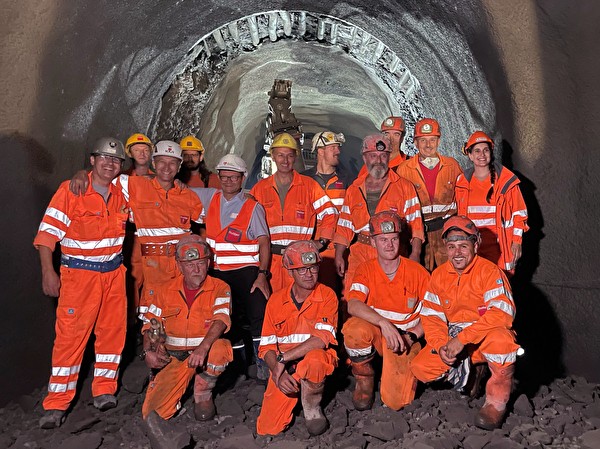 Durchstich Erkundungsstollen A8-Tunnel Kaiserstuhl Obwalden