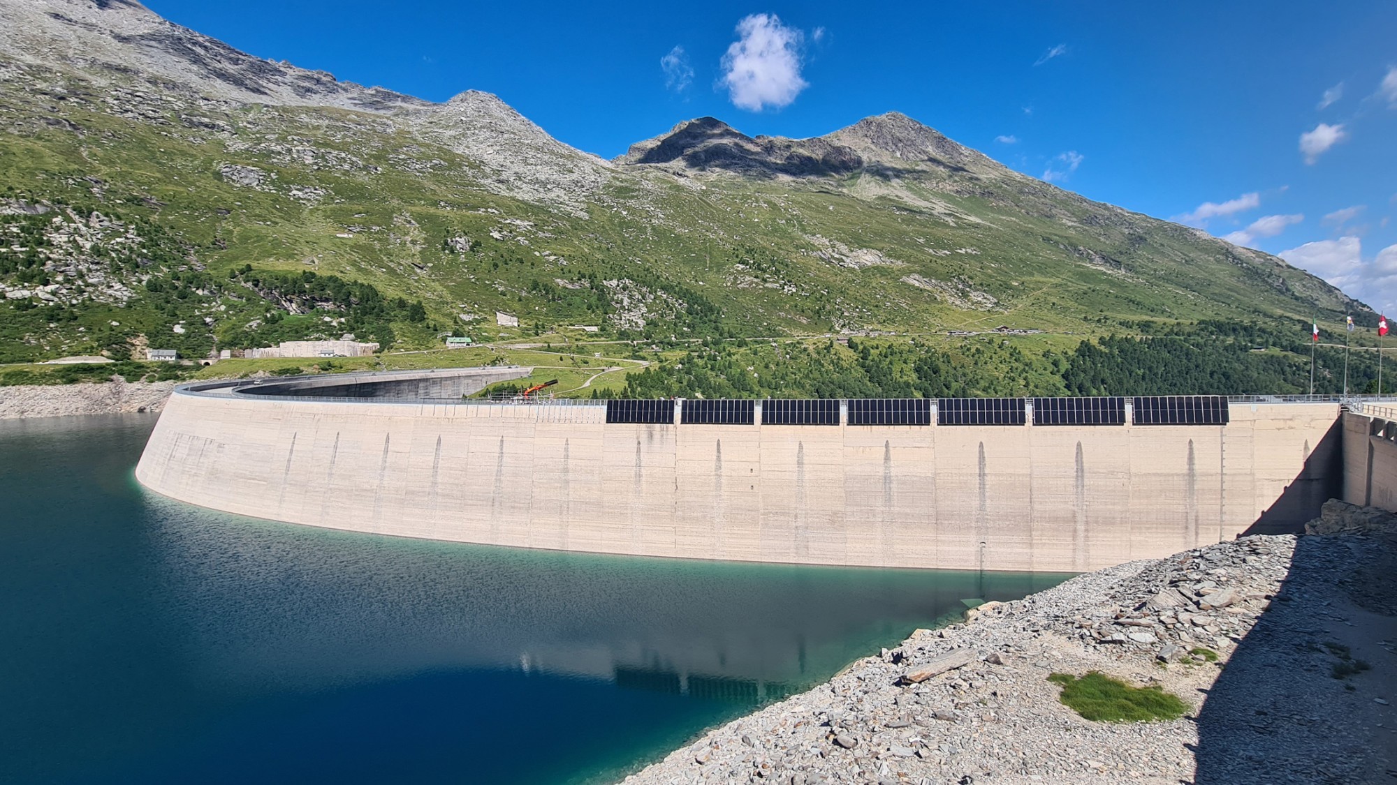 Baustart für Solaranlage auf Staumauer Valle di Lei