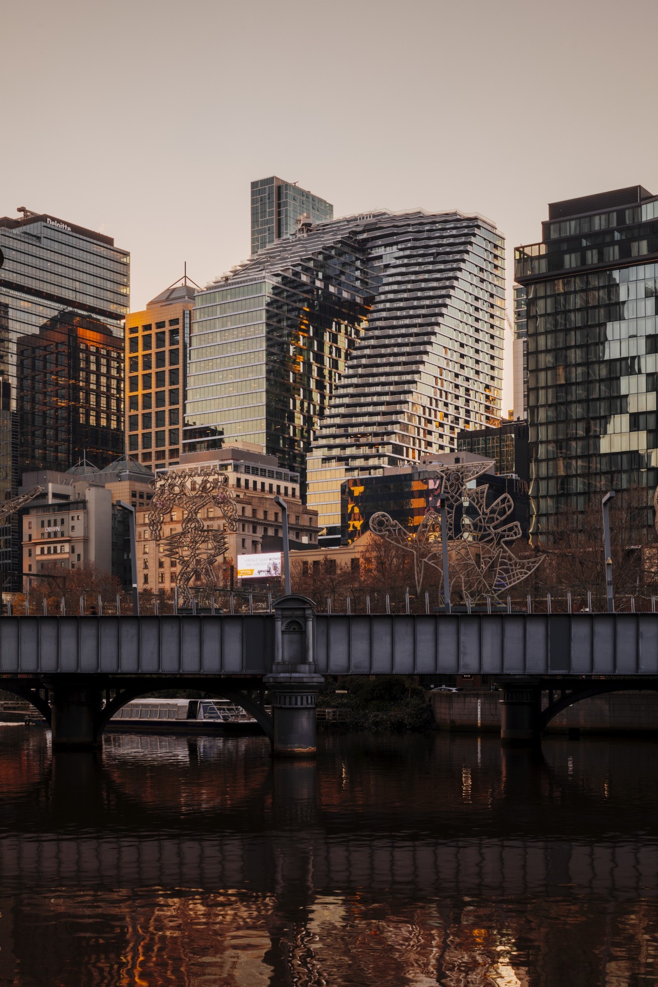 Woods Bagot, Melbourne, Australien; SHoP Architects, New York NY, USA: Collins Arch, Melbourne, Australien