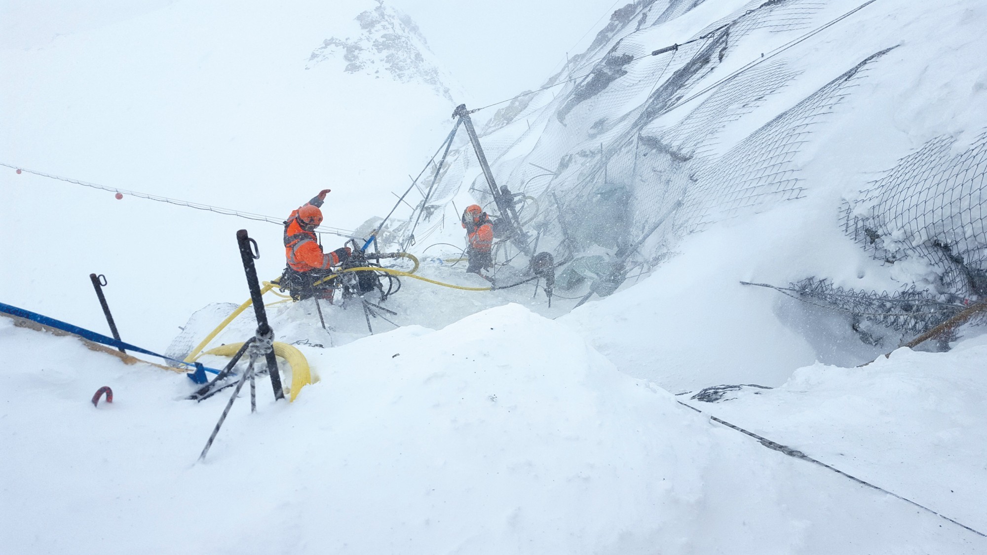 Bohrarbeiten für 3S-Bahn am Klein Matterhorn