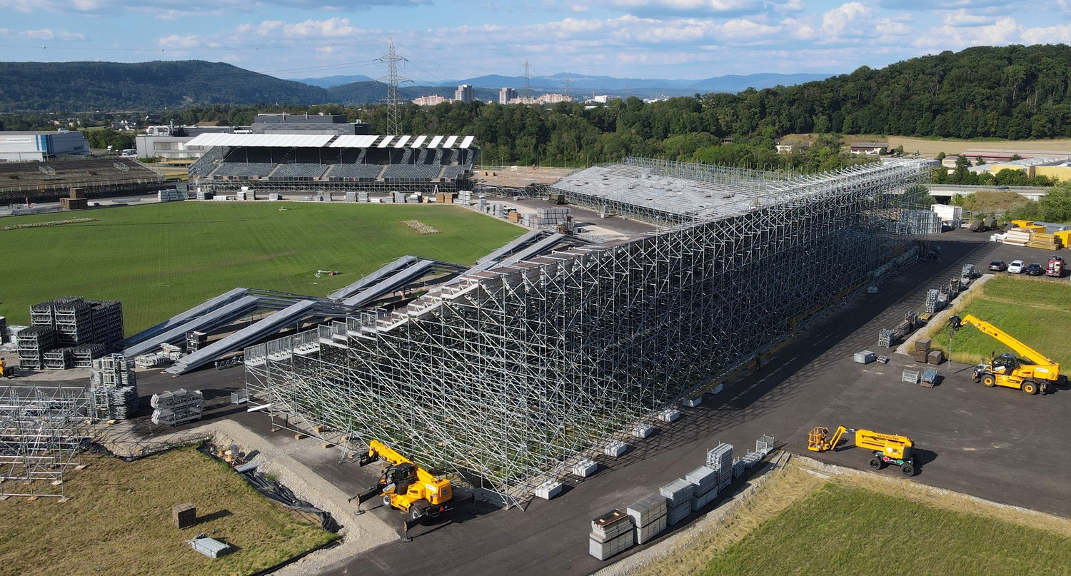 Aufbau der Festarena fürs ESAF in Pratteln