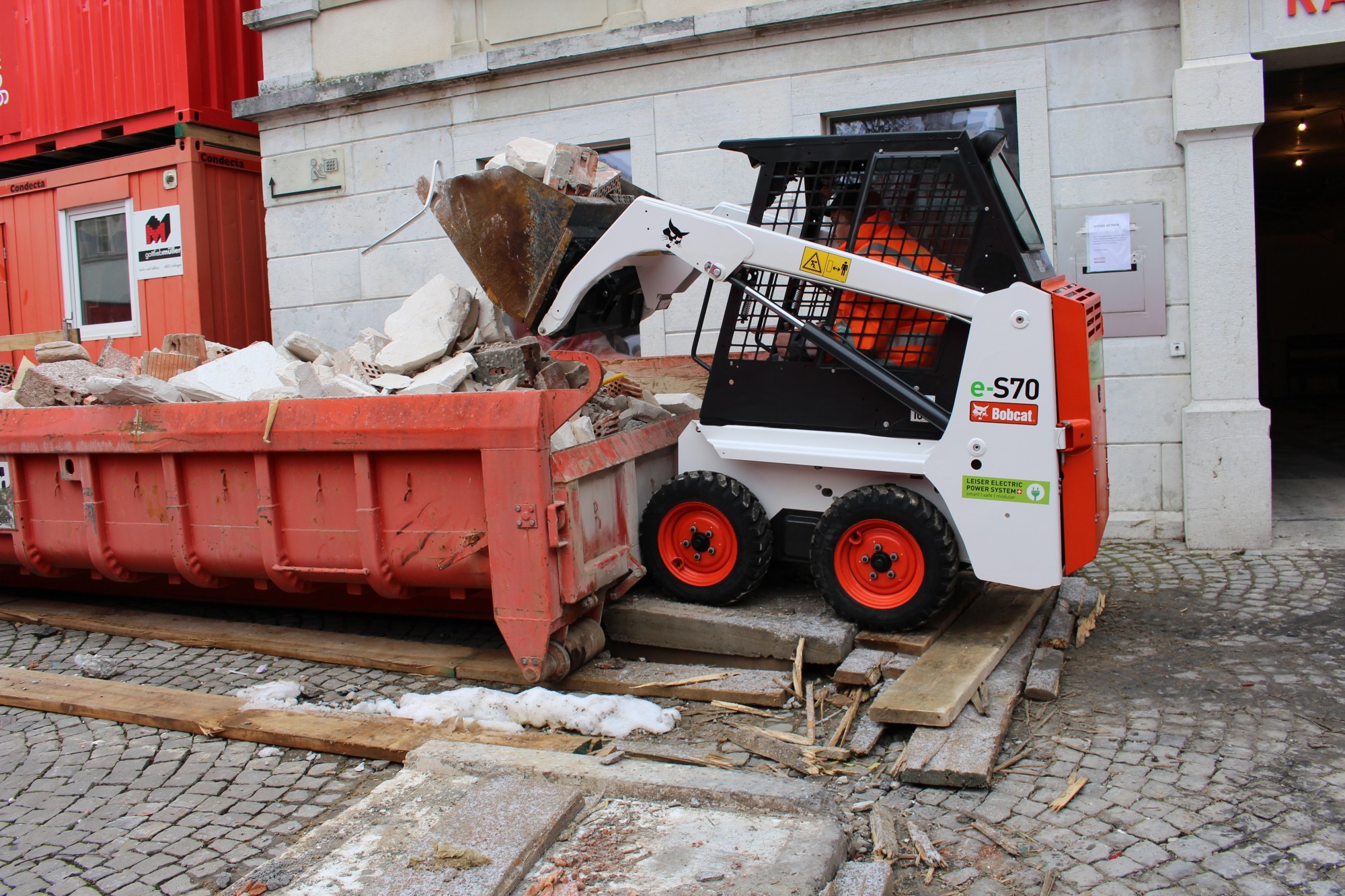 Kompaktlader Bobcat e-S70