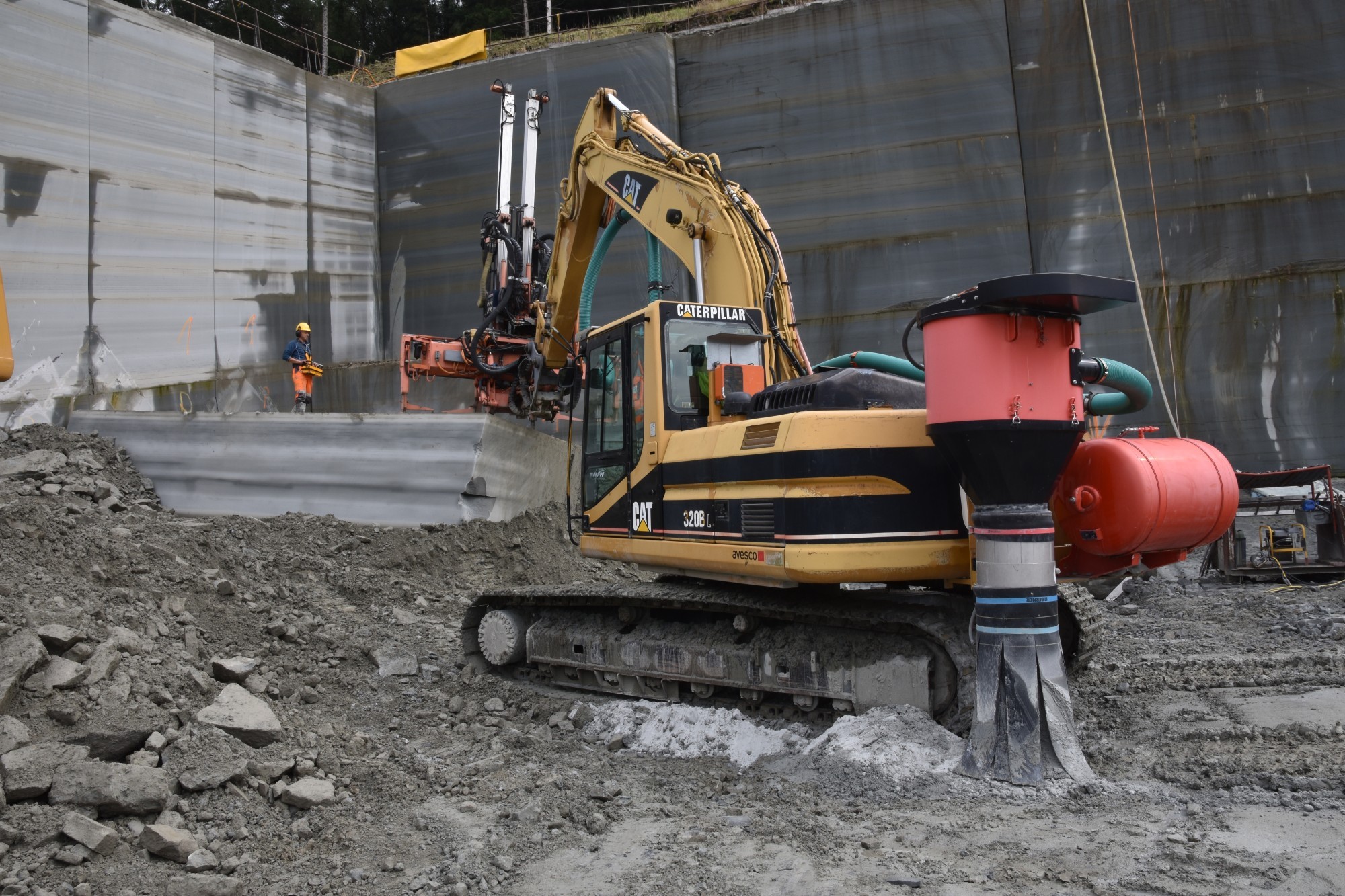 Arbeiten im Steinbruch