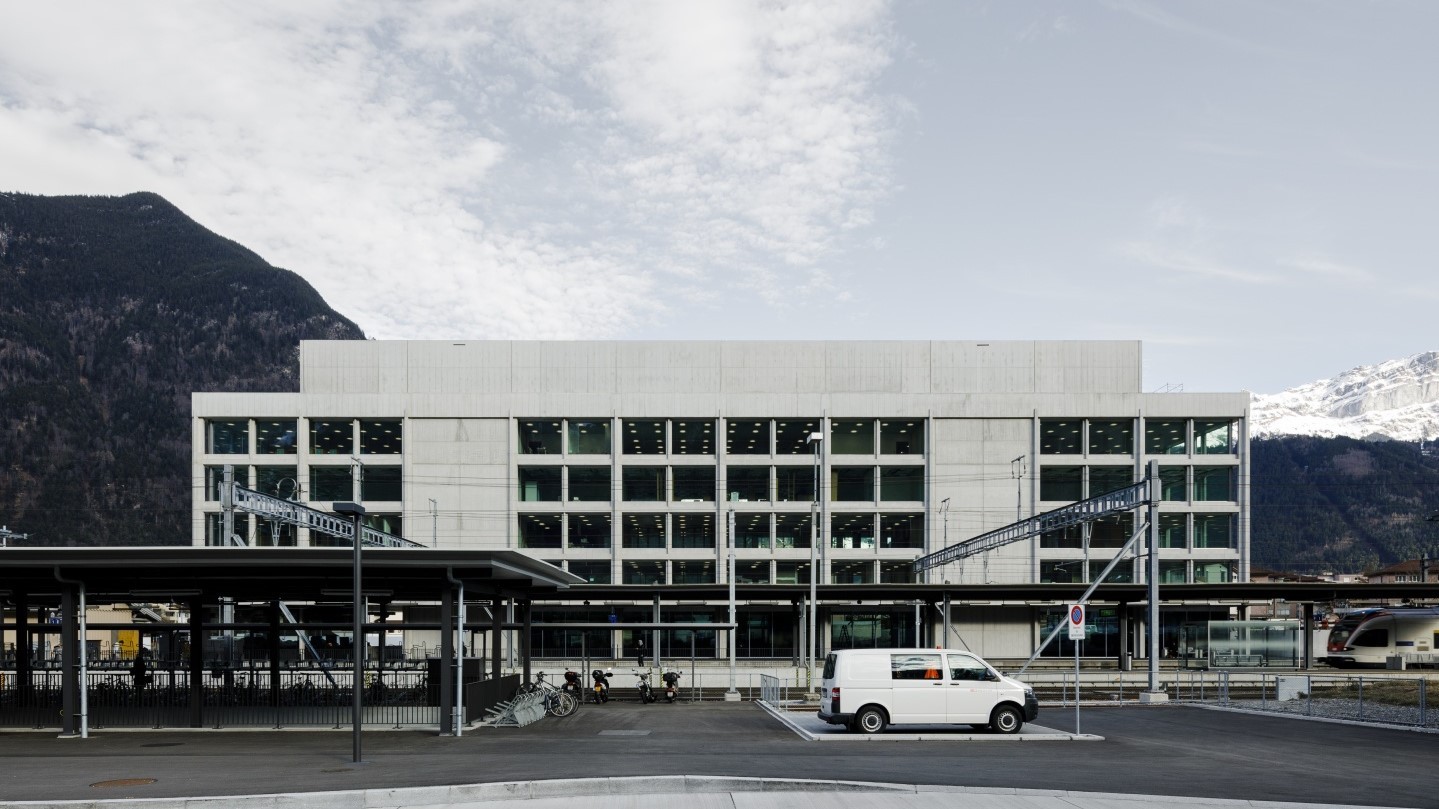 Dienstleistungsgebäude Bahnhofplatz Altdorf Arc Award
