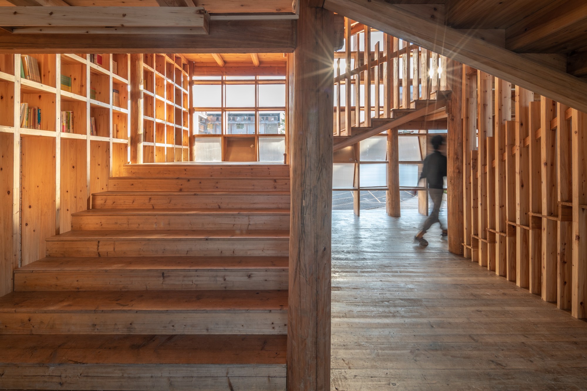 Pingtan House of Books, Treppe