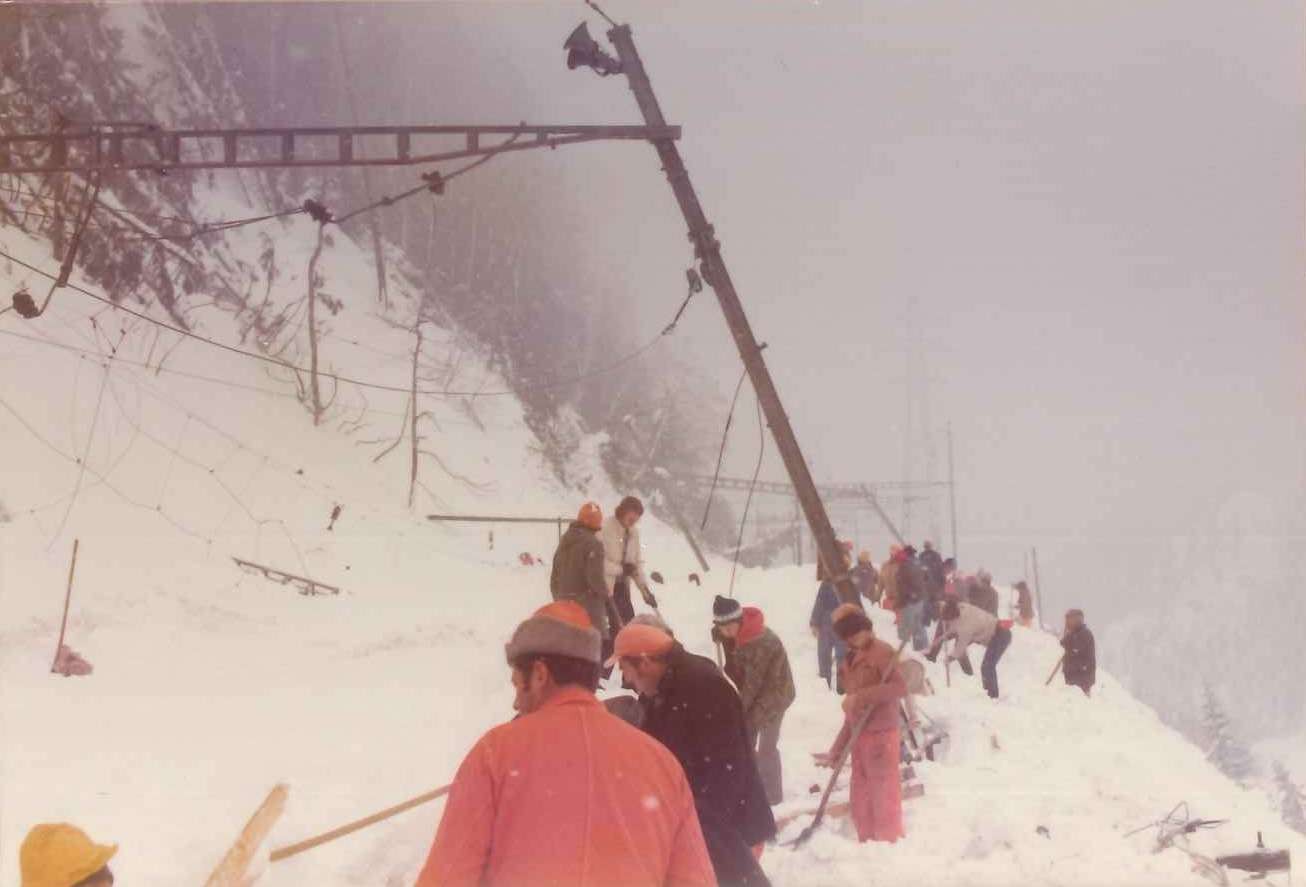 Lawine Rientallaui in Göschenen um 1975