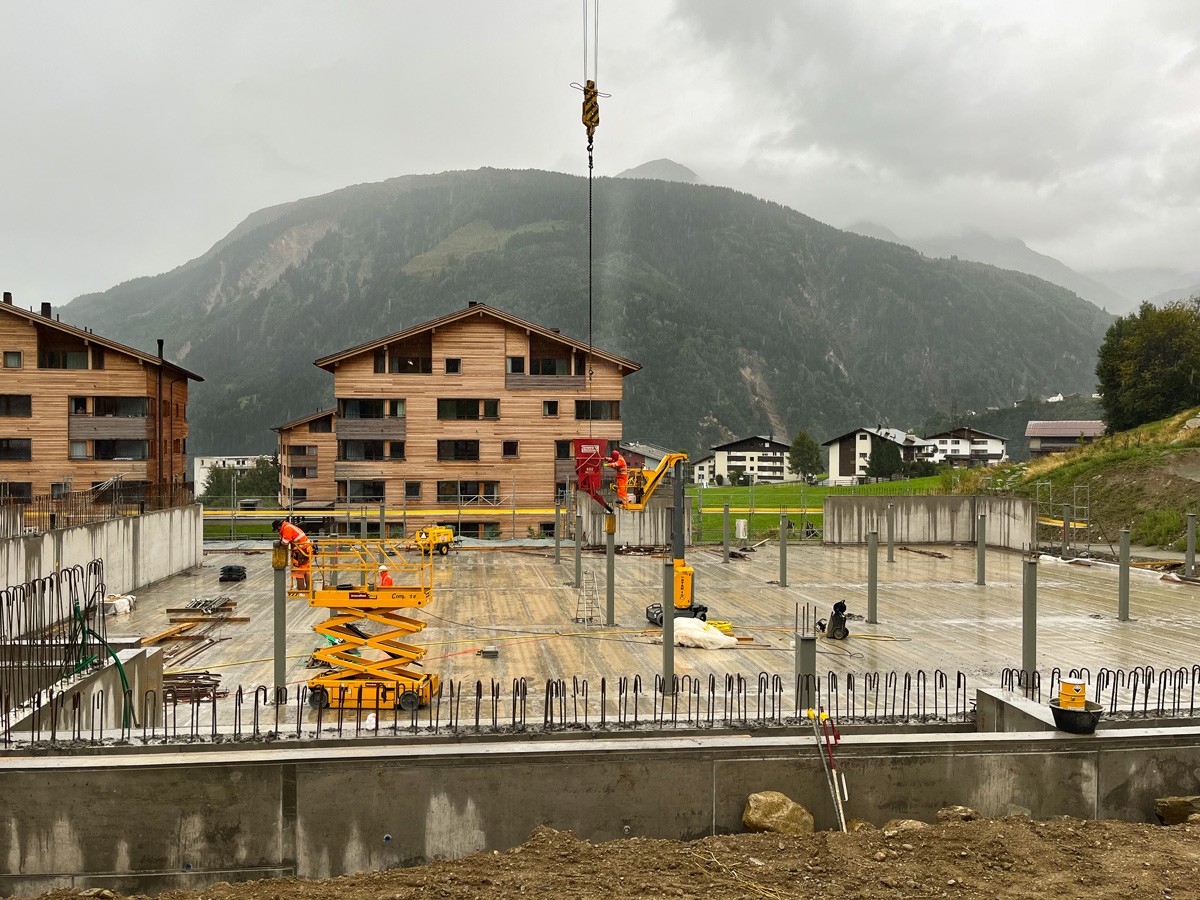 Peikko Parkhaus Bergbahn Disentis