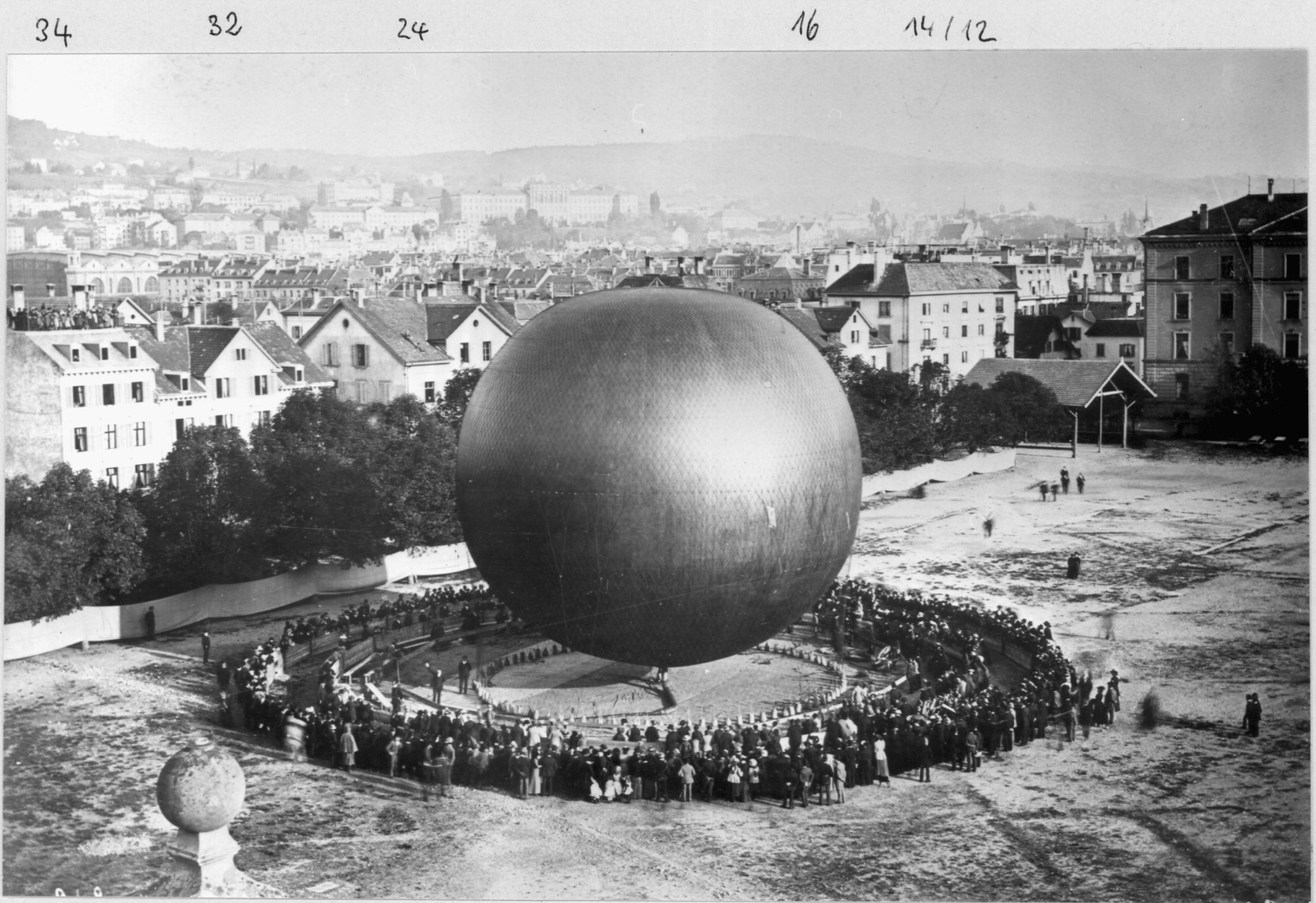 Kasernenplatz Zürich Ballon Spelterini 1893