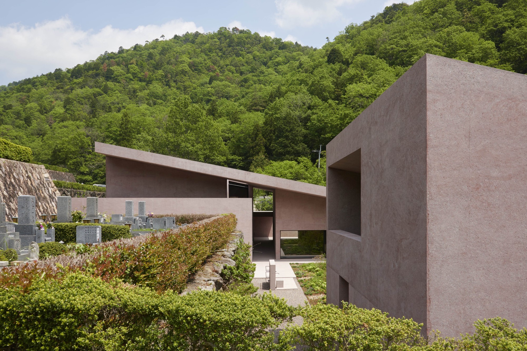 Inagawa Friedhof, Kapelle und Besucherzentrum in Hyogo (Japan), 2017