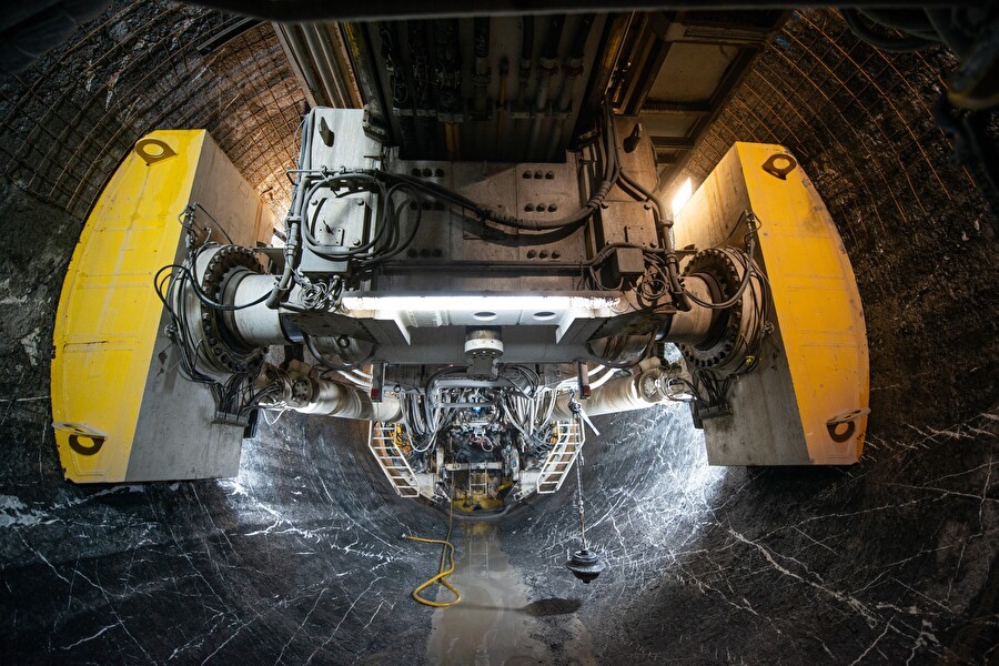 Tunnelbohrmaschine Hochwasserstollen Sarneraatal