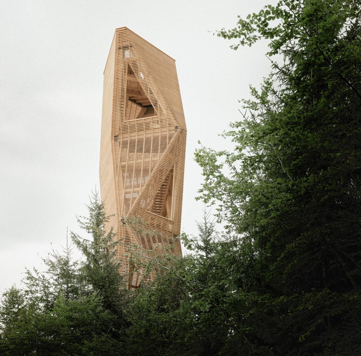 Aussichtsturm im Hardwald bei Dietlikon